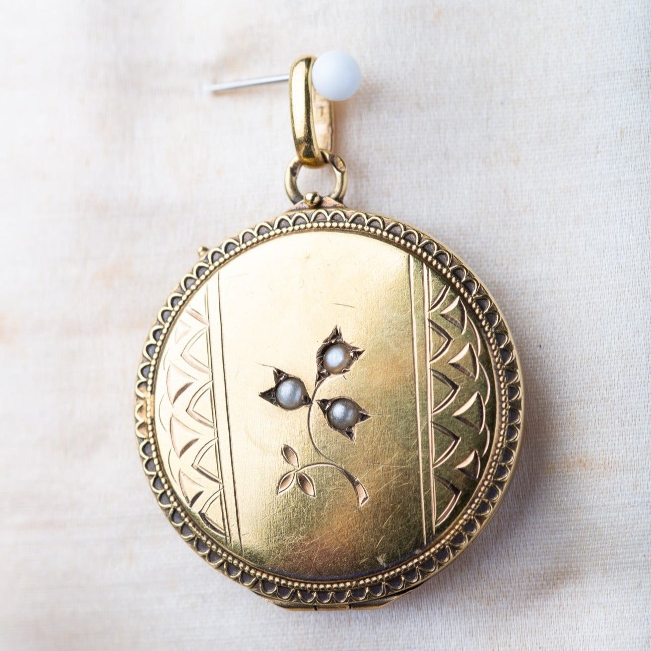 1900's Clover Medaillon in 14K Gold - Luxoria Vita