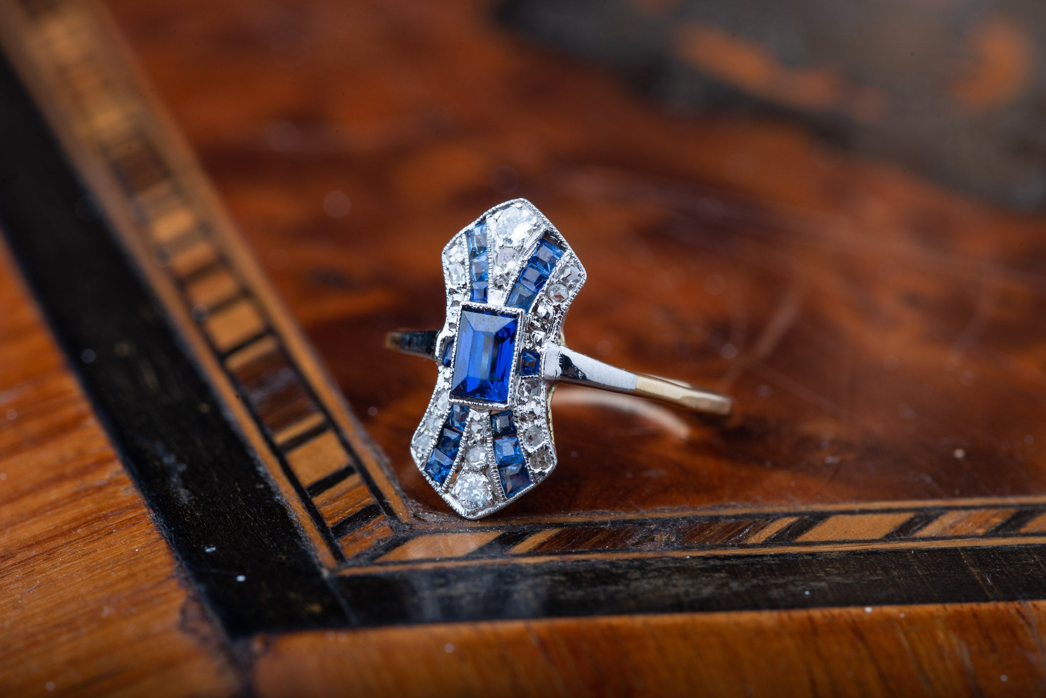 Art Deco Sapphire Diamond Ring - LUXORIA VITA
