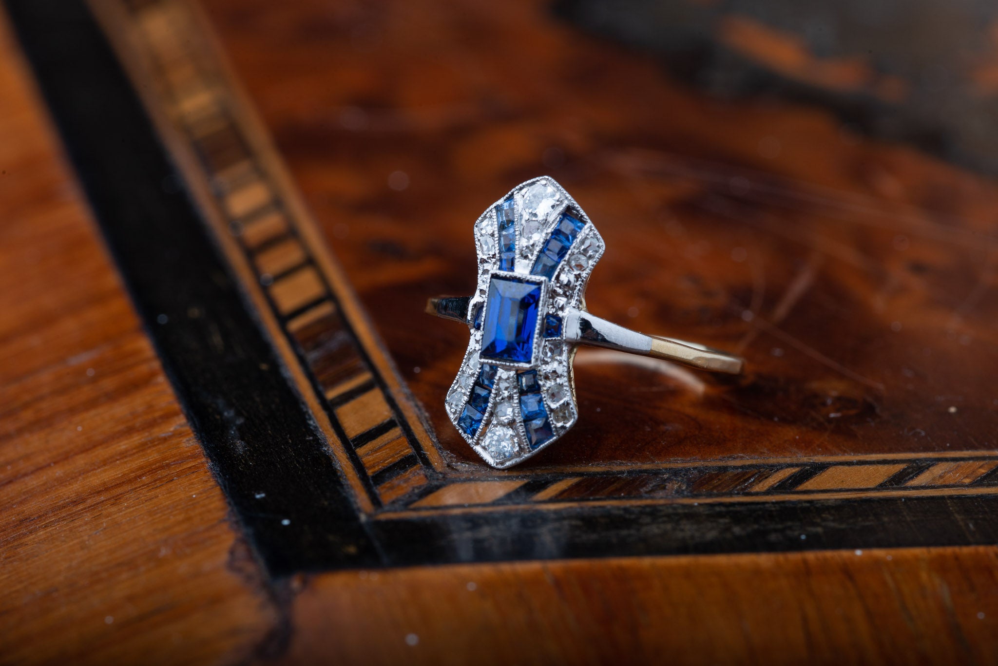 Art Deco Sapphire Diamond Ring - LUXORIA VITA