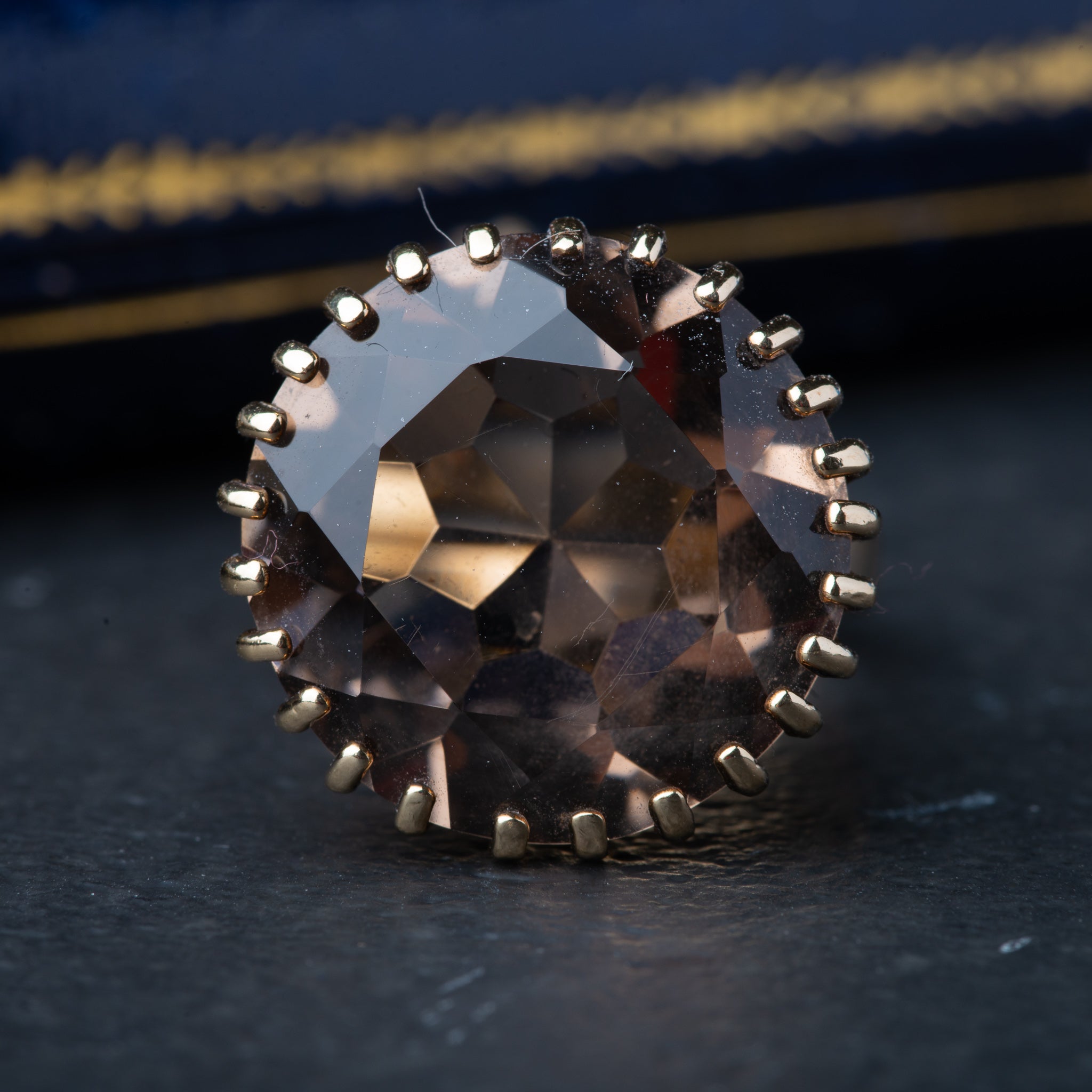 Vintage Smokey Topaz Ring - LUXORIA VITA