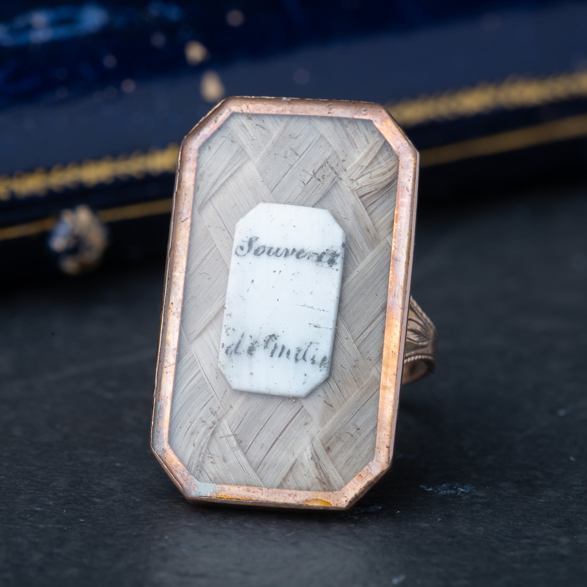 Georgian Memorial Ring "Souvenir d'es Indie" - LUXORIA VITA