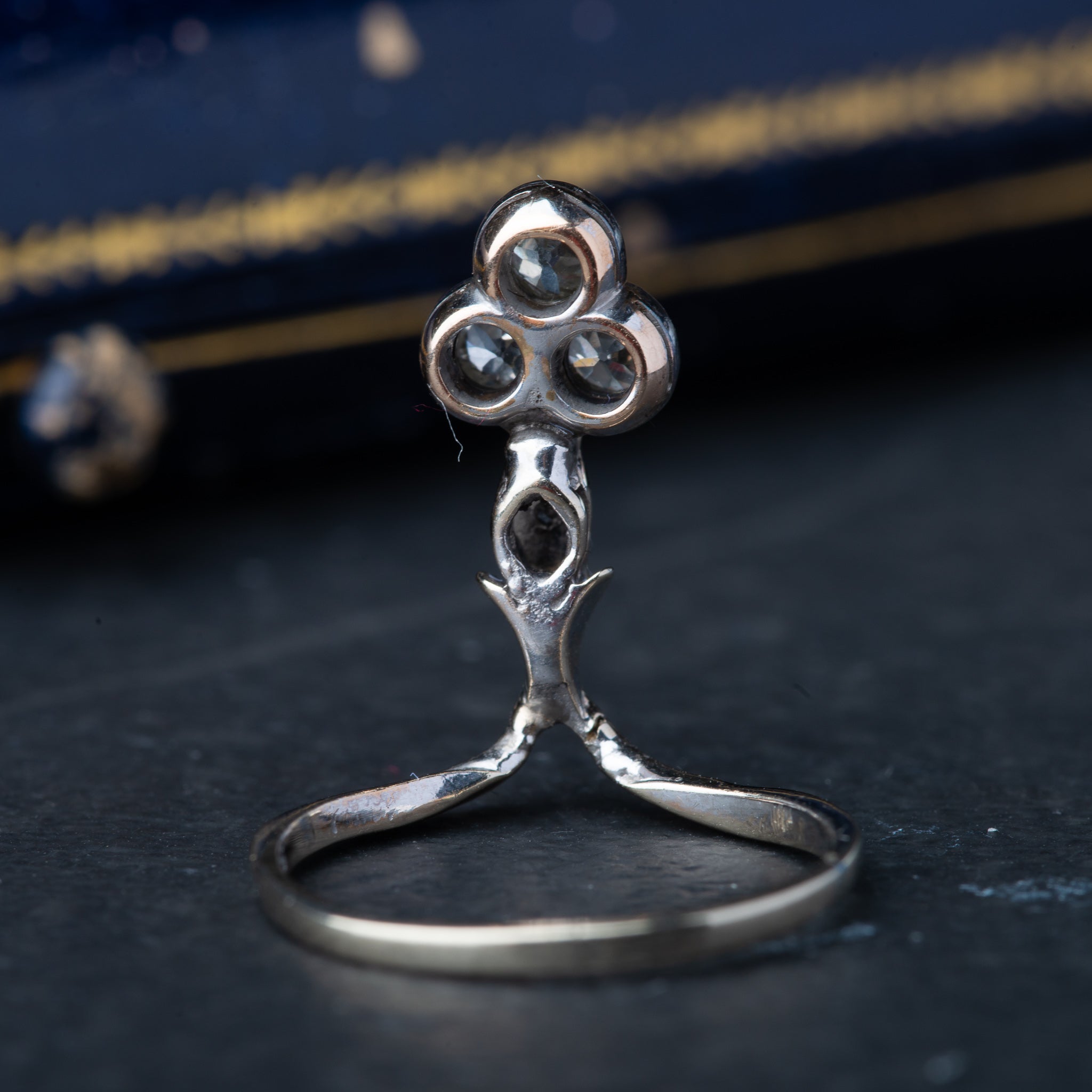 Art Deco Trefoil Diamond Ring - Luxoria Vita