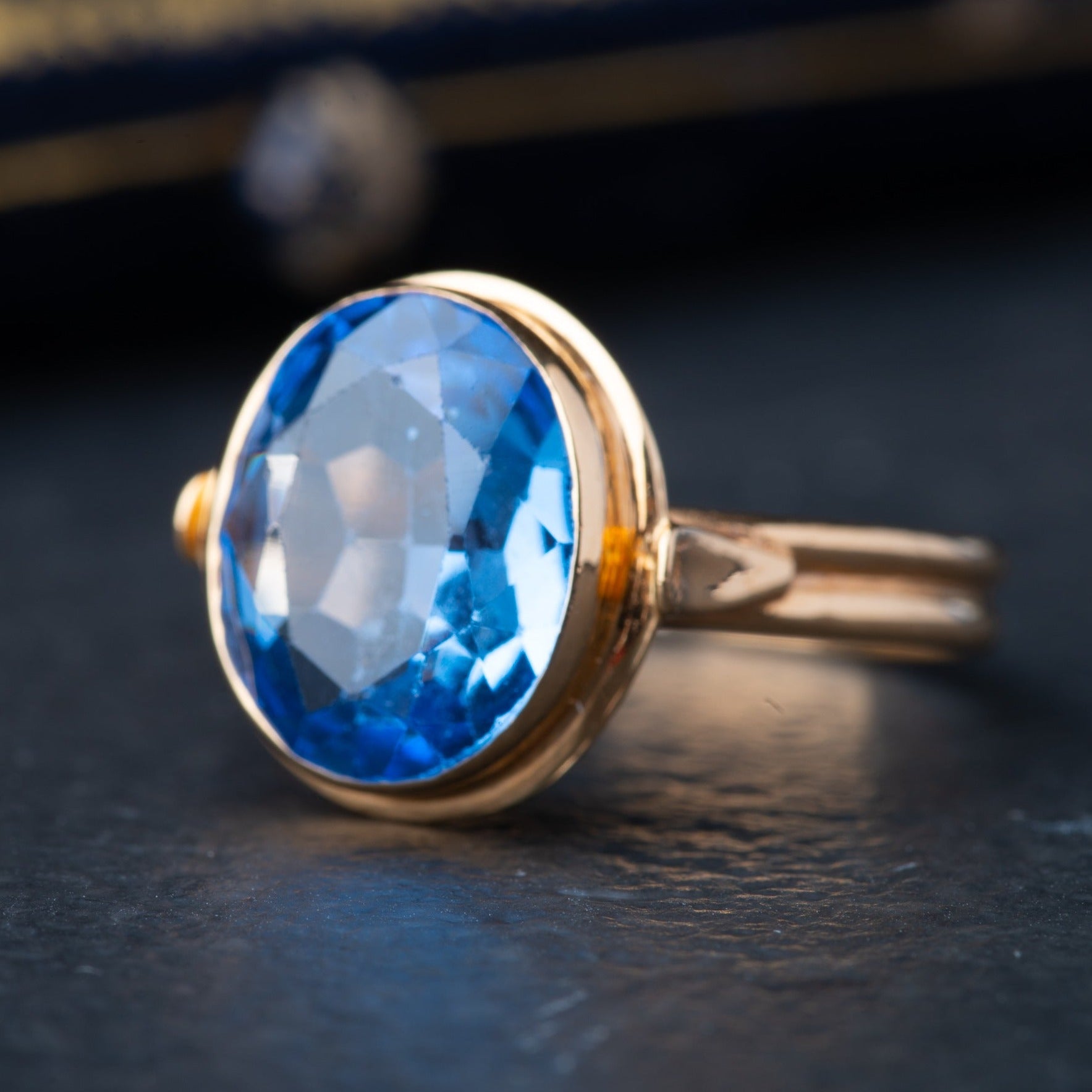 High Carat 21K Synthetic Spinel Ring - Luxoria Vita