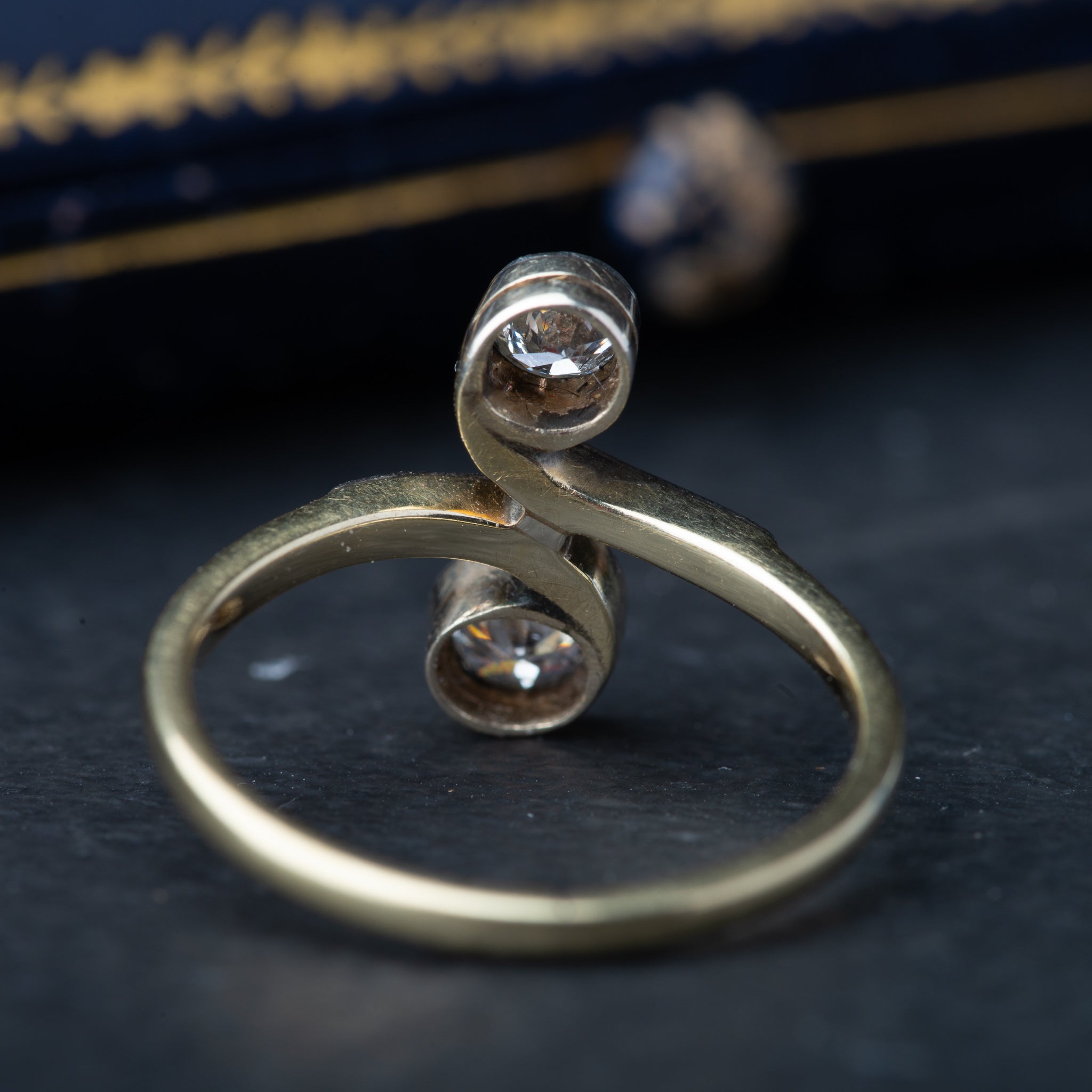 Vintage Toi & Moi Diamond Ring - LUXORIA VITA