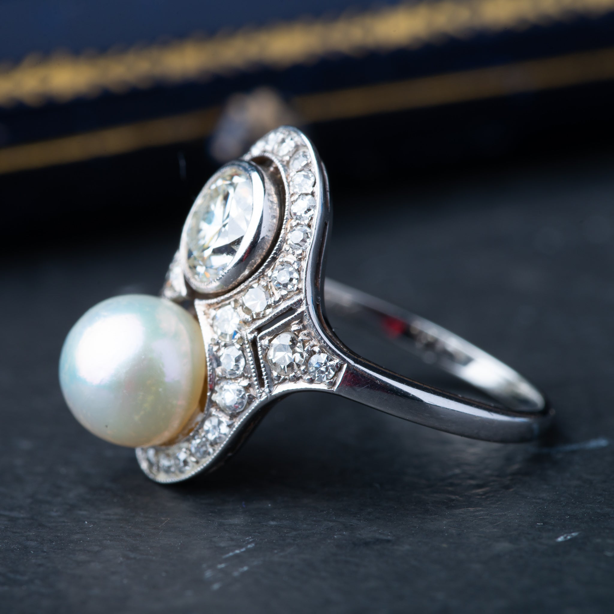 Vintage Pearl Diamond Ring - LUXORIA VITA
