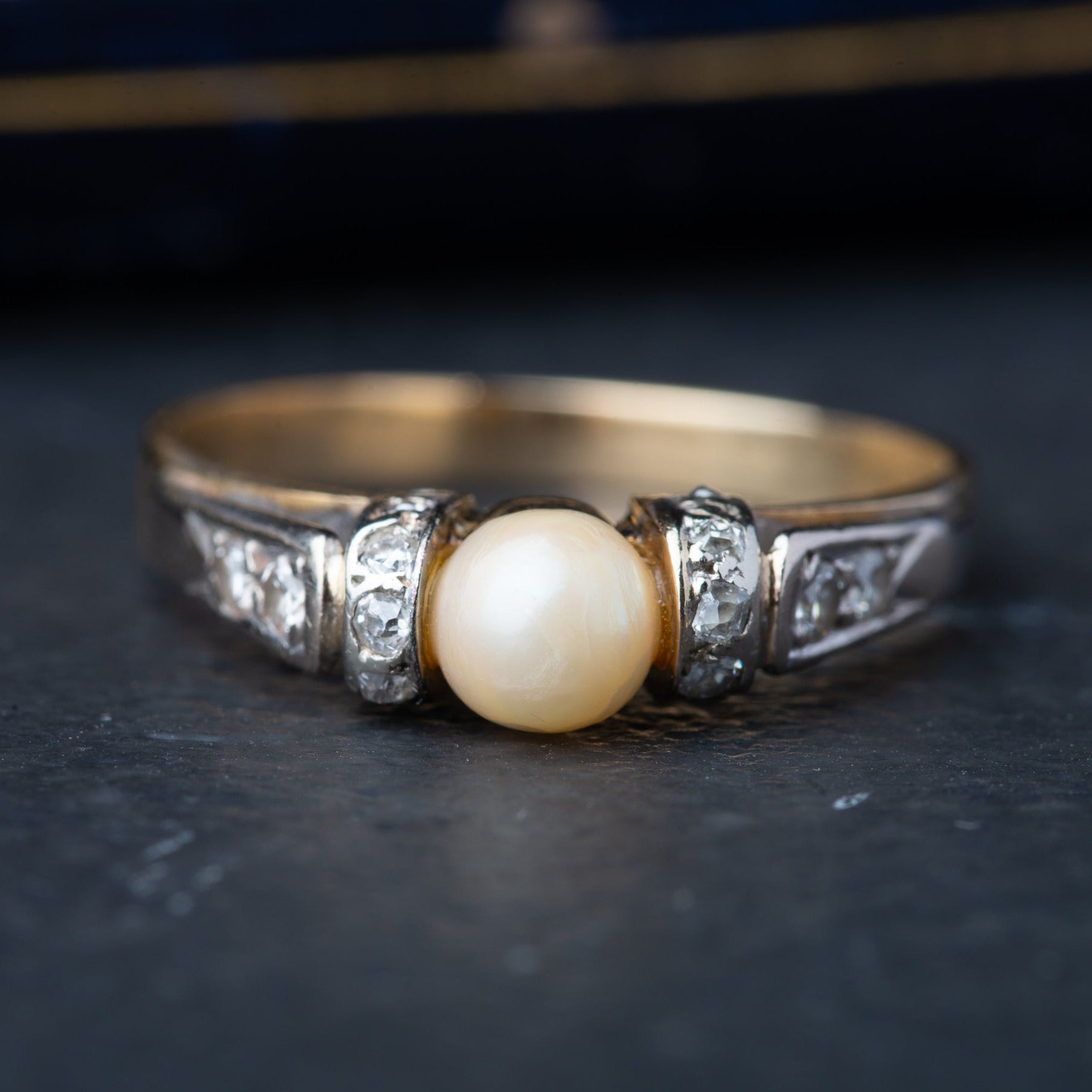 Vintage Pearl Diamond Ring - LUXORIA VITA