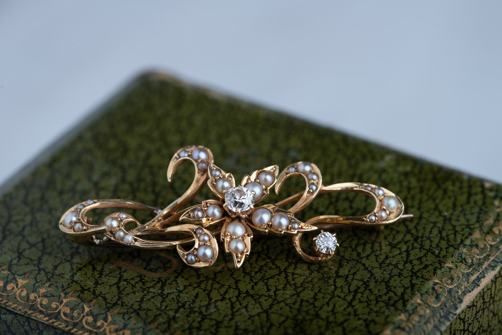Victorian OMC Diamond Pearl Brooch - LUXORIA VITA
