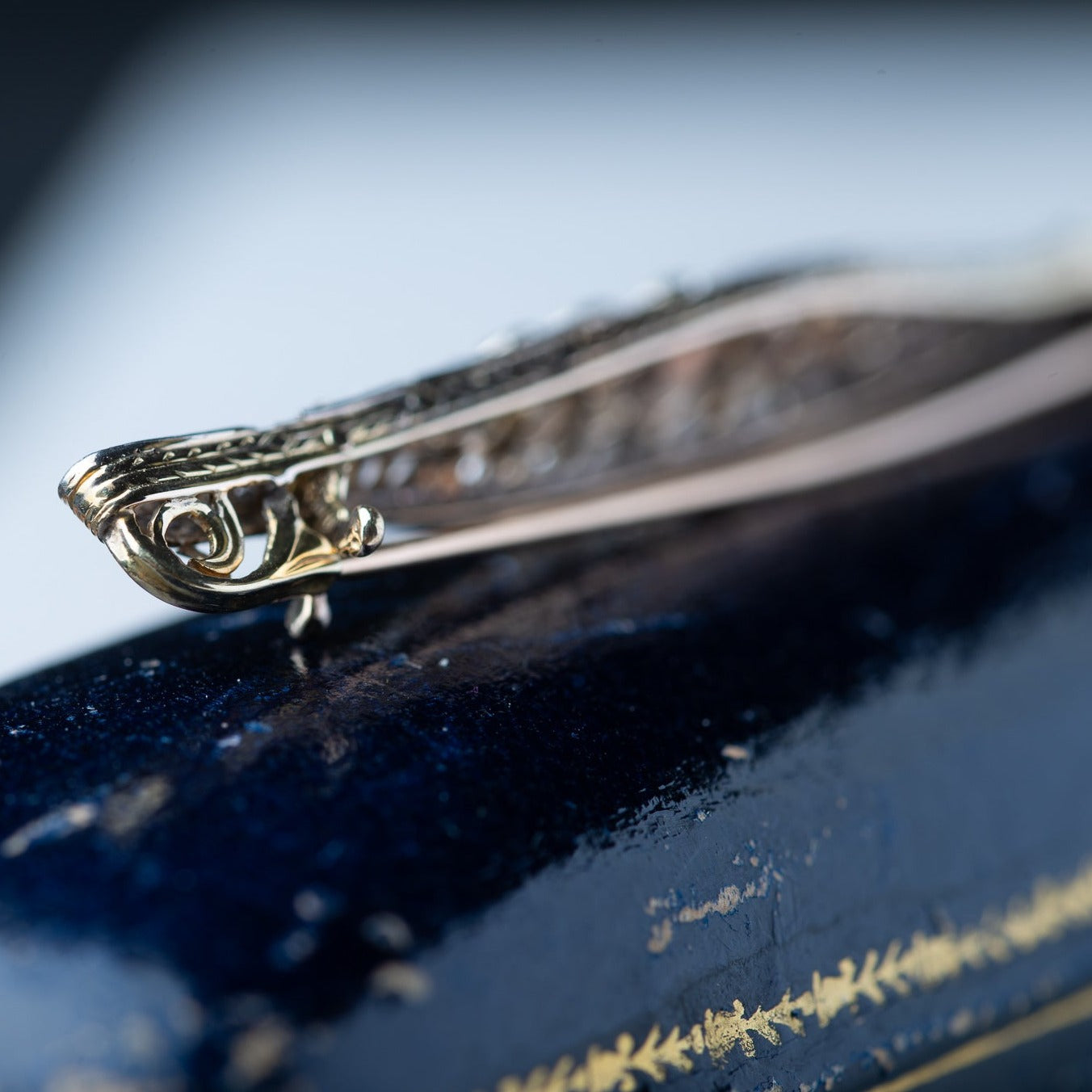 Art Deco Rosecut Diamond Brooch - LUXORIA VITA