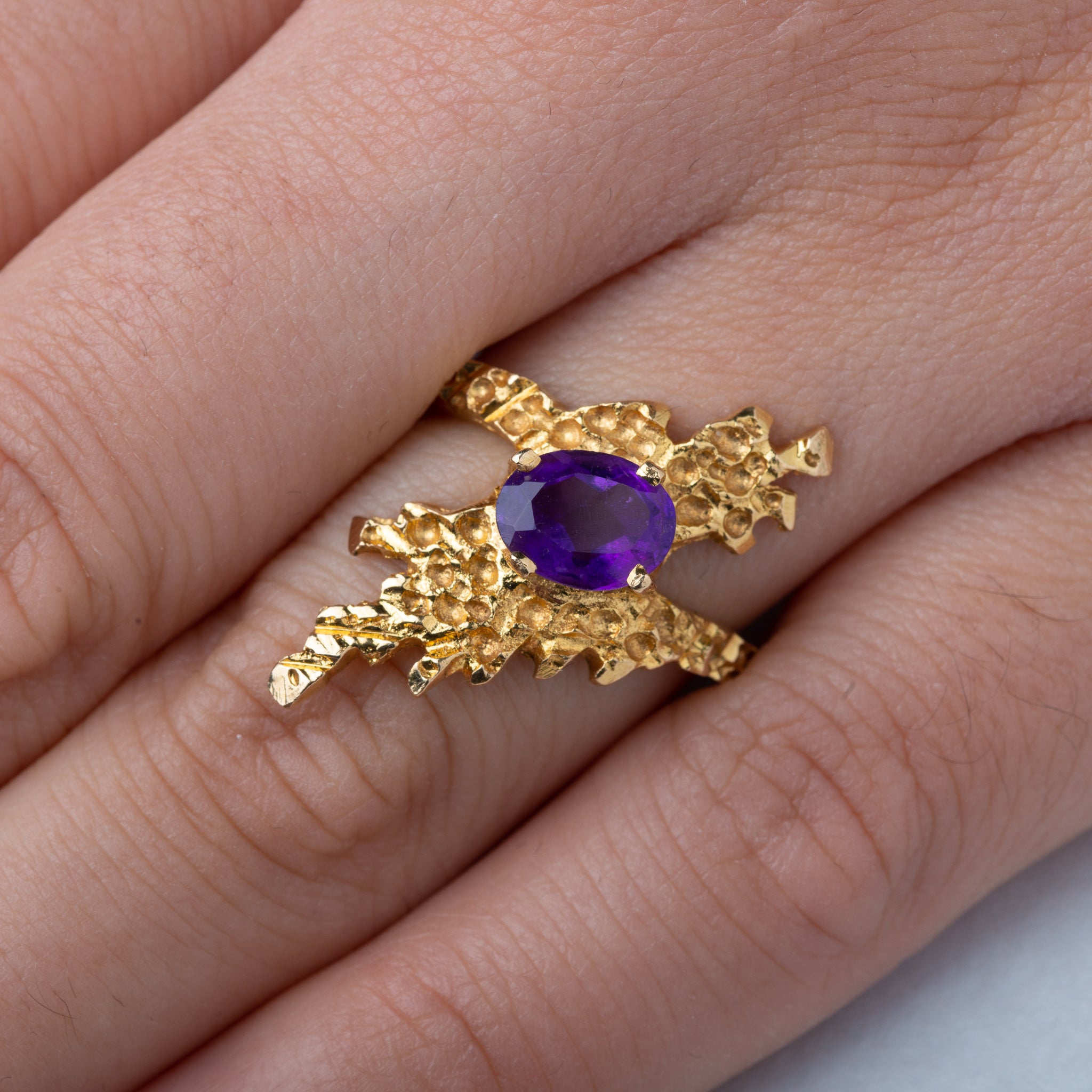 Vintage Assymetric Sapphire Ring - Luxoria Vita