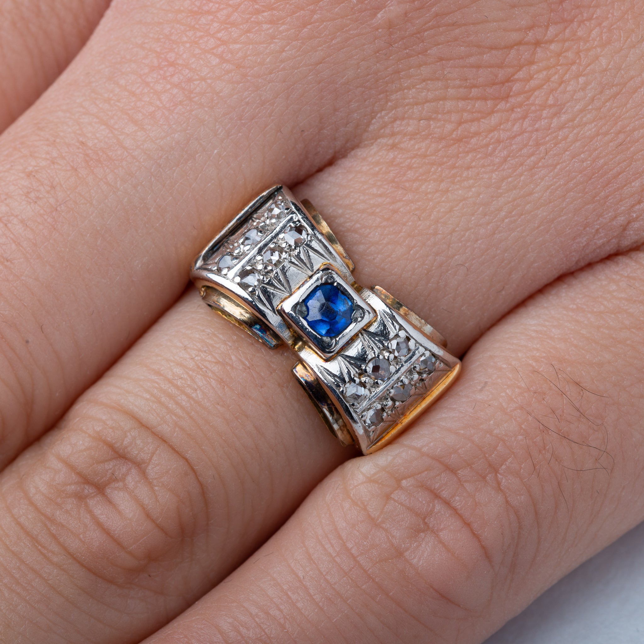1940's Retro Sapphire Tank Ring - LUXORIA VITA