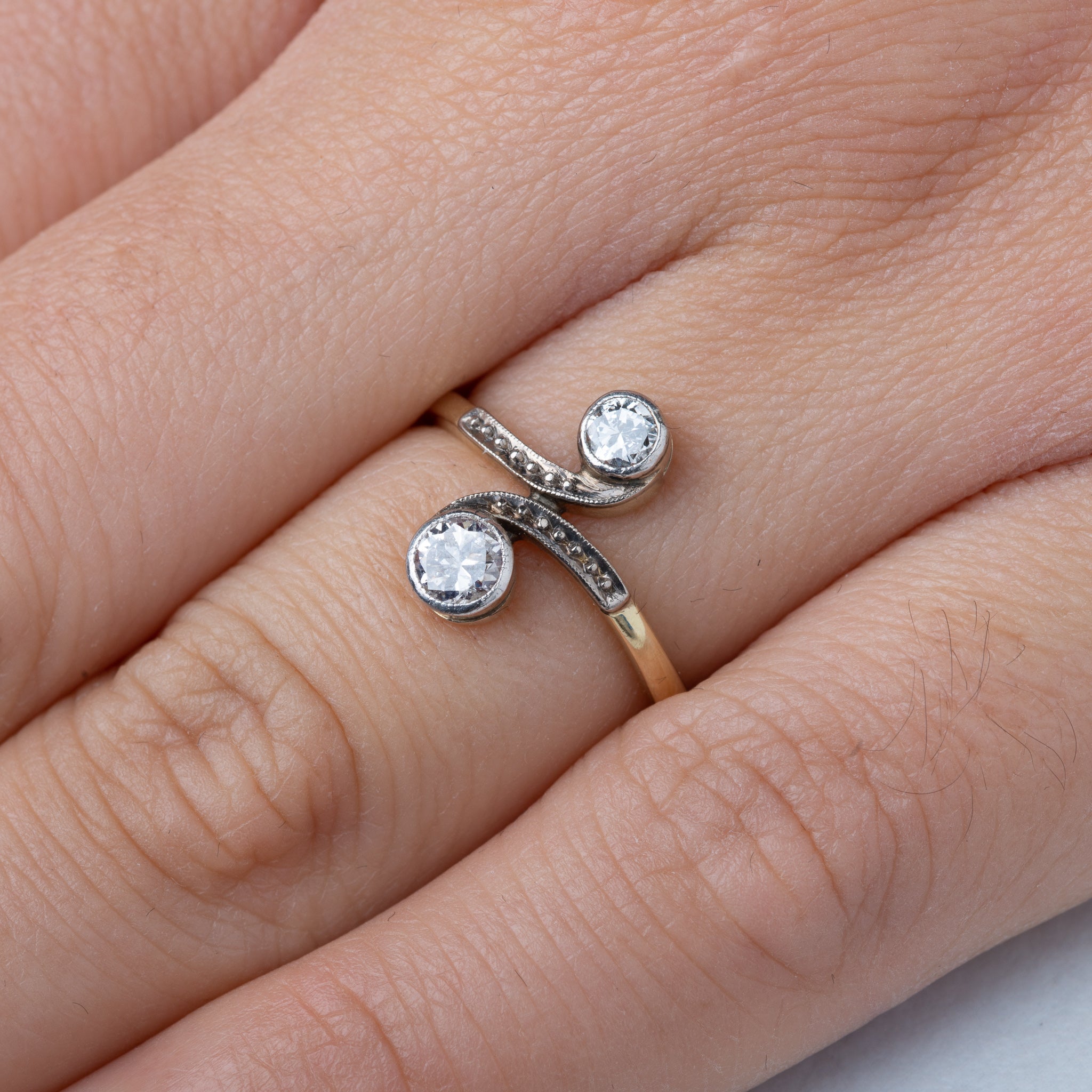 Vintage Toi & Moi Diamond Ring - LUXORIA VITA