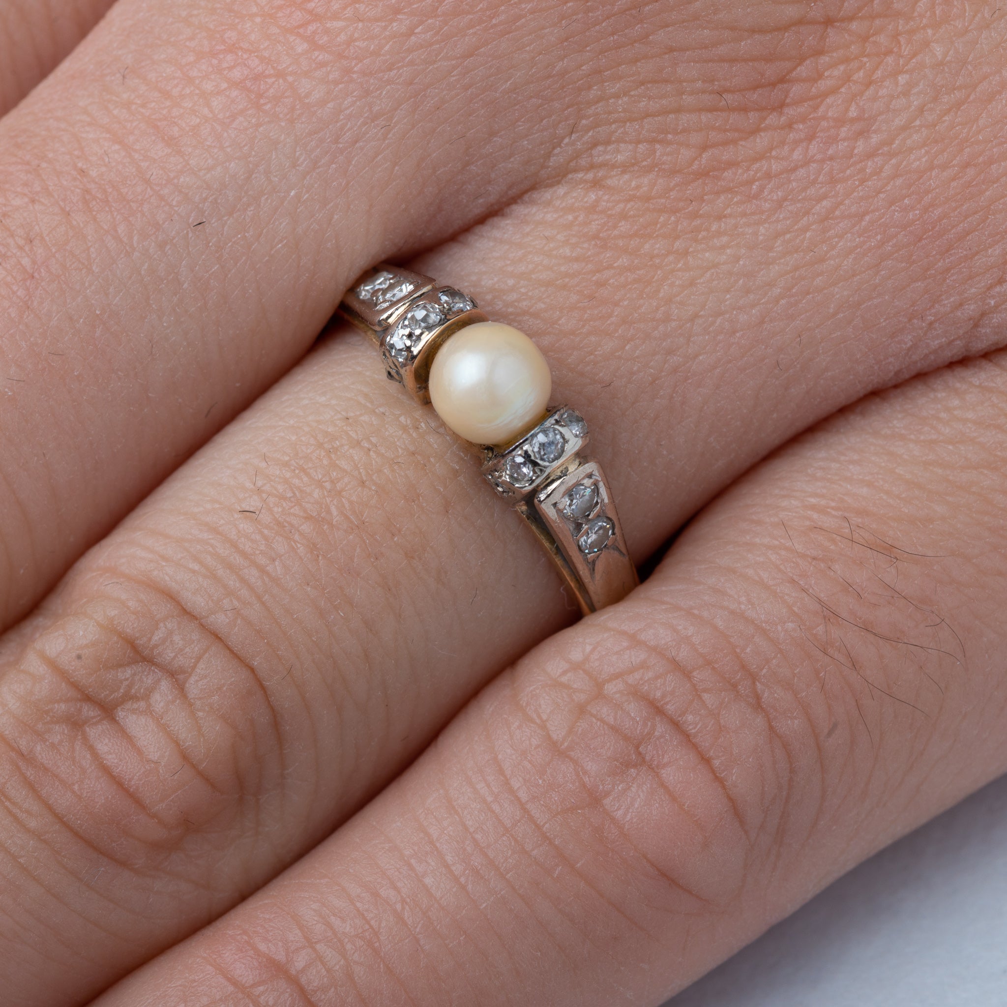 Vintage Pearl Diamond Ring - LUXORIA VITA