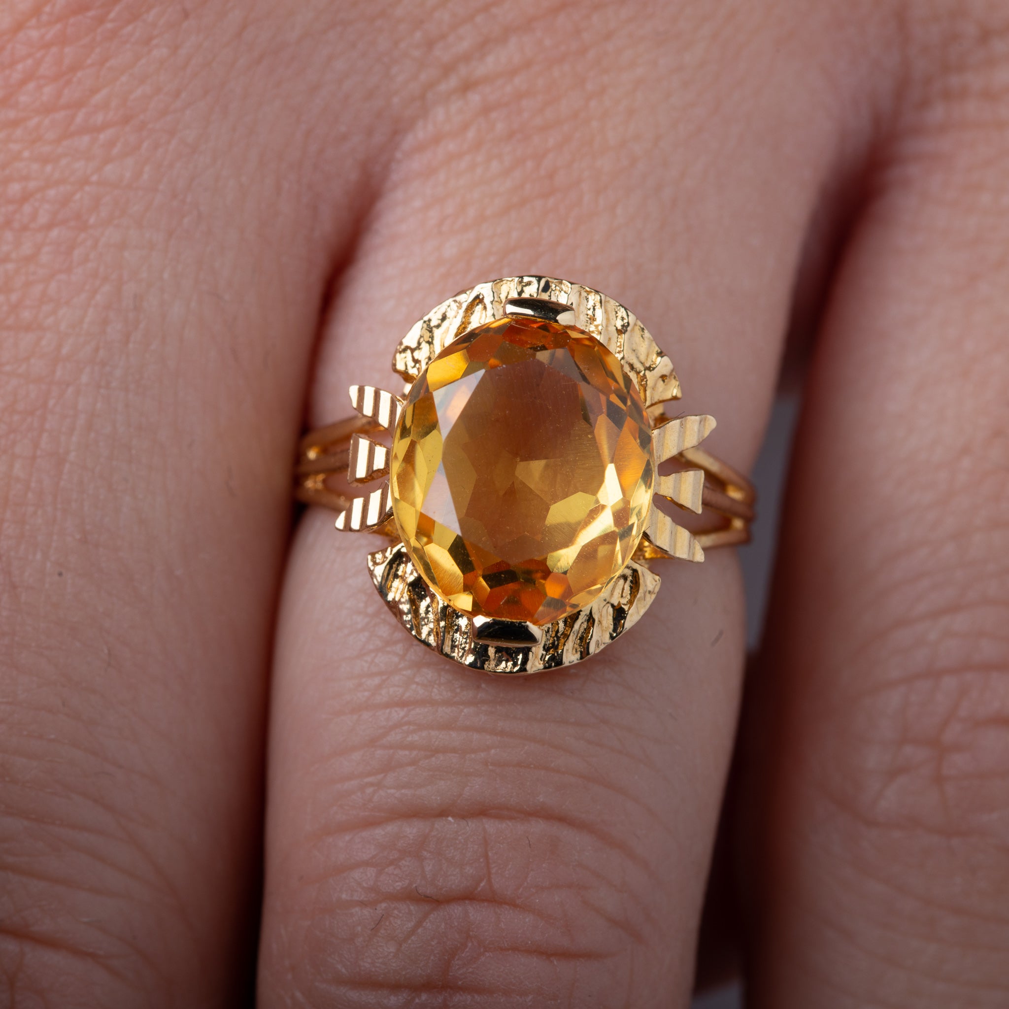 Vintage Sapphire Ring - LUXORIA VITA