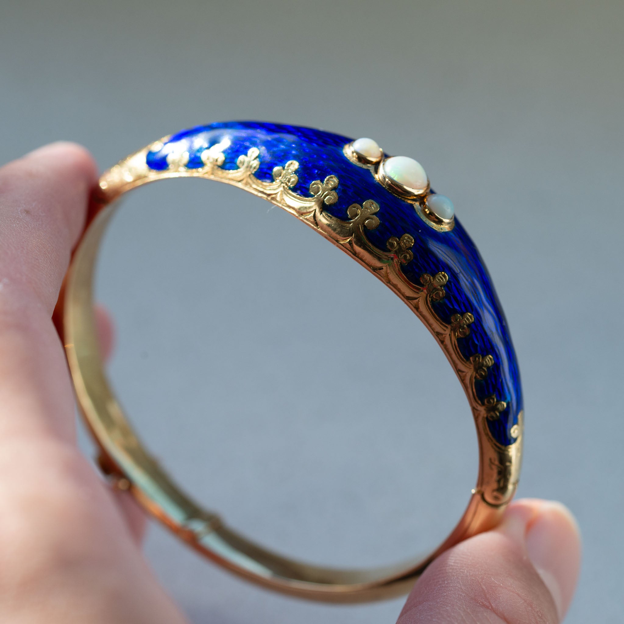 Victorian 18K Gold Guilloché Enamel Cuff Bracelet
