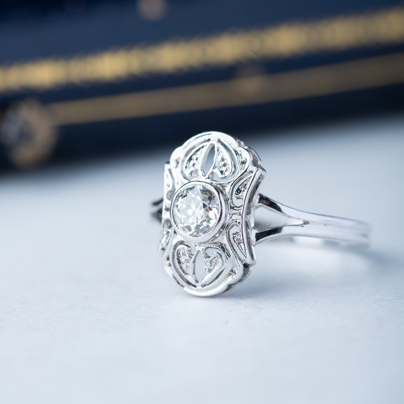 Art Deco Style Diamond Ring - Luxoria Vita