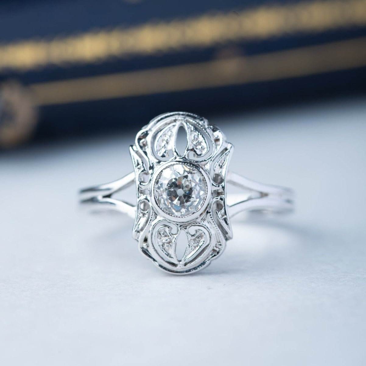 Art Deco Style Diamond Ring - Luxoria Vita