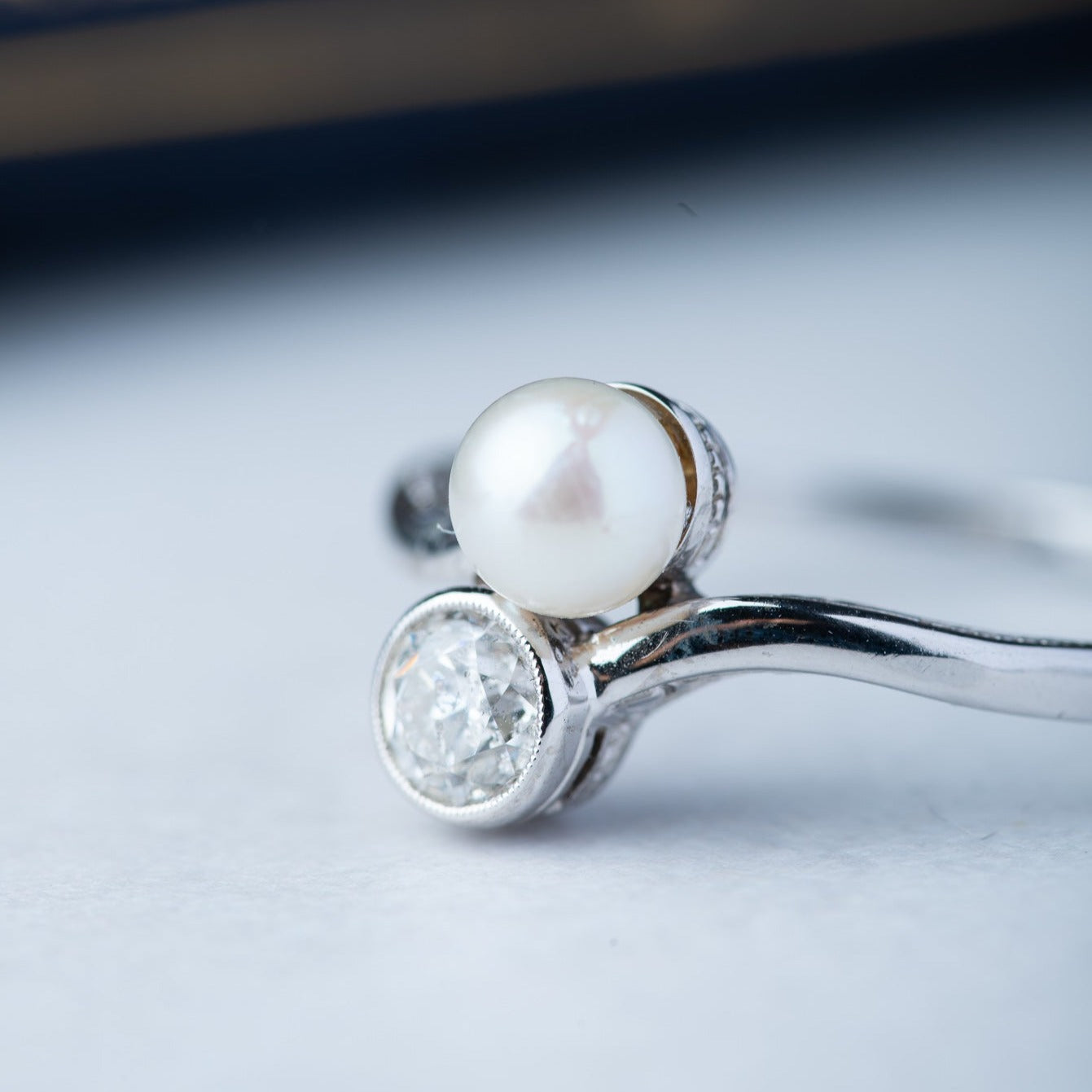 Art Deco Toi et Moi Ring - Luxoria Vita