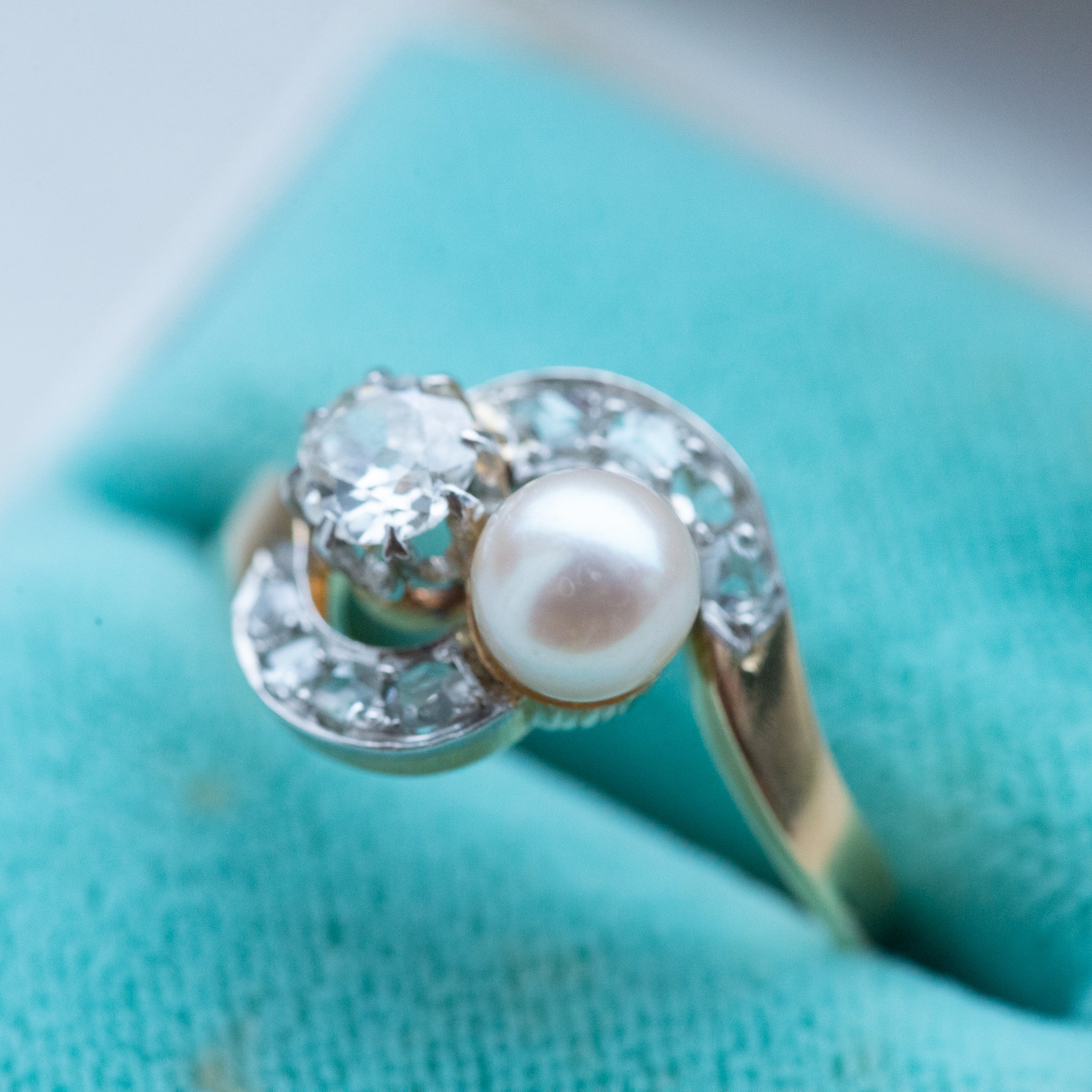 1920's Art Deco 0.50ct Diamond Pearl Ring