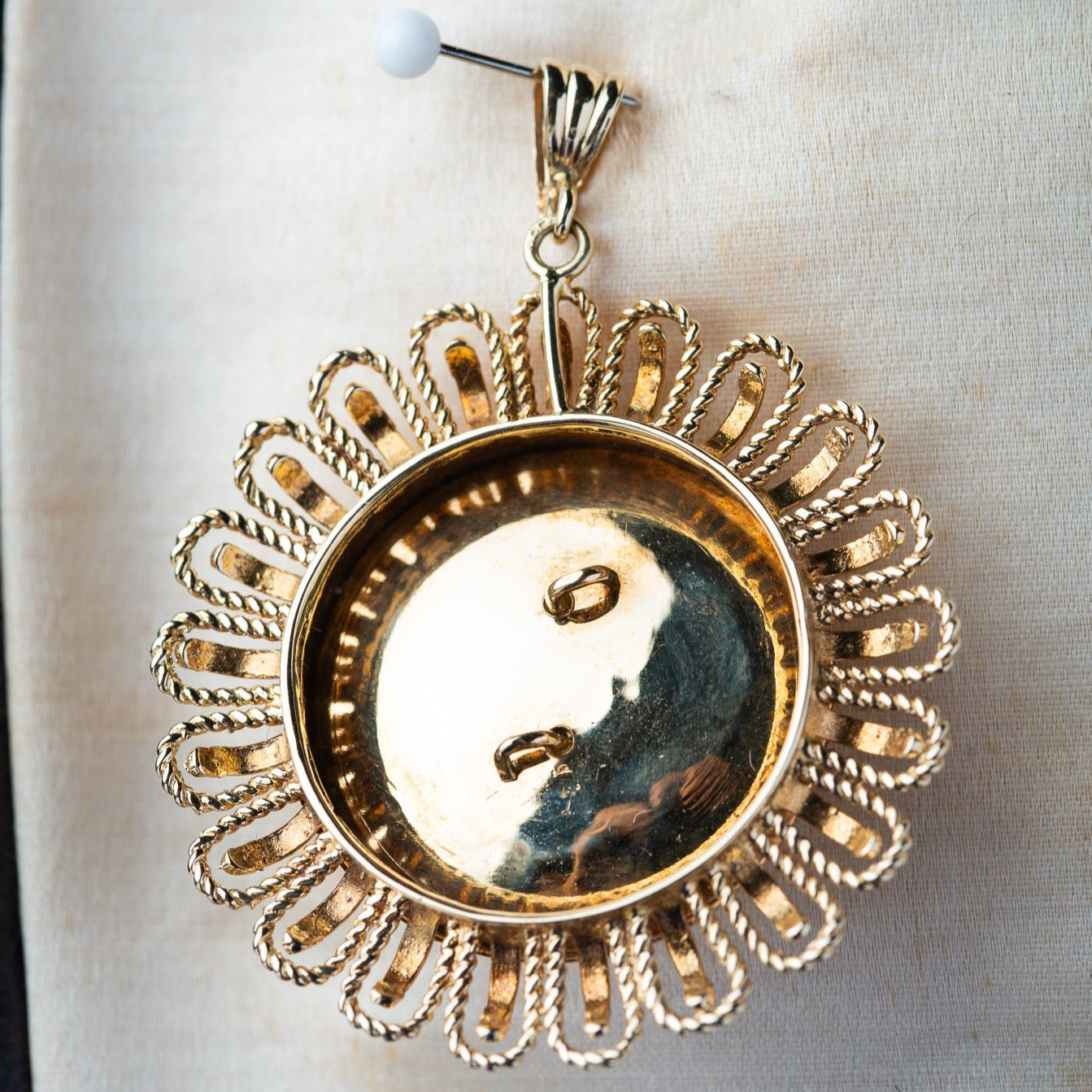 Vintage Flower Pearl Pendant