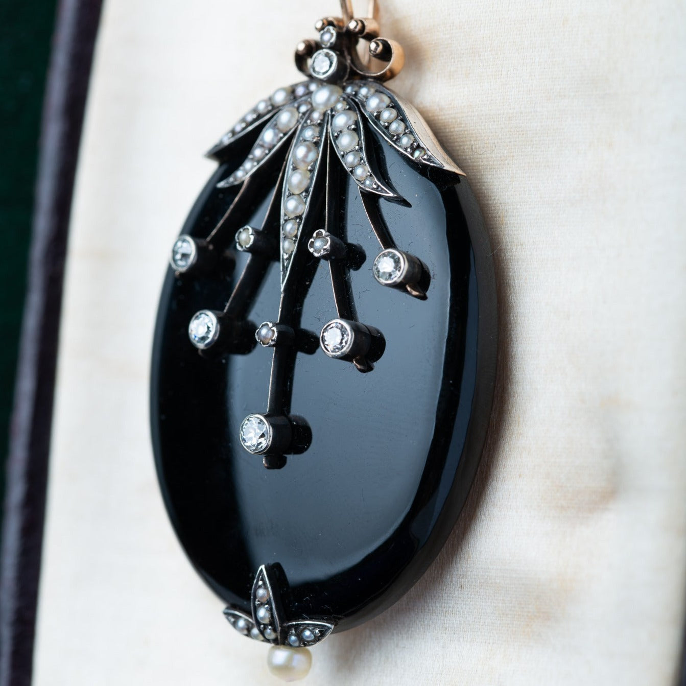 Edwardian Onyx Diamond Pearl Pendant - LUXORIA VITA