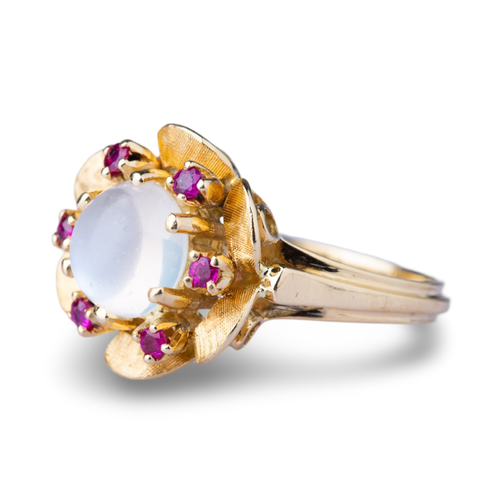 Vintage Moonstone Ruby Ring - LUXORIA VITA