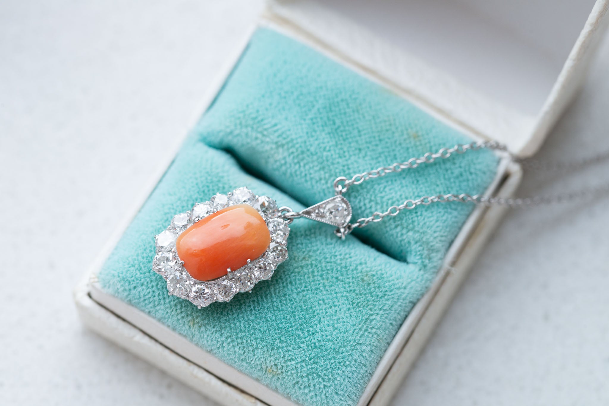 1920's Art Deco Coral 2.00ct Diamond Necklace - LUXORIA VITA