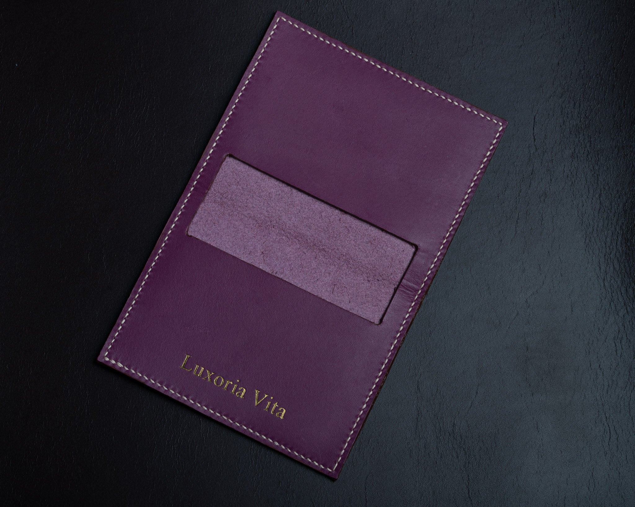 LXV Cardholder - LUXORIA VITA