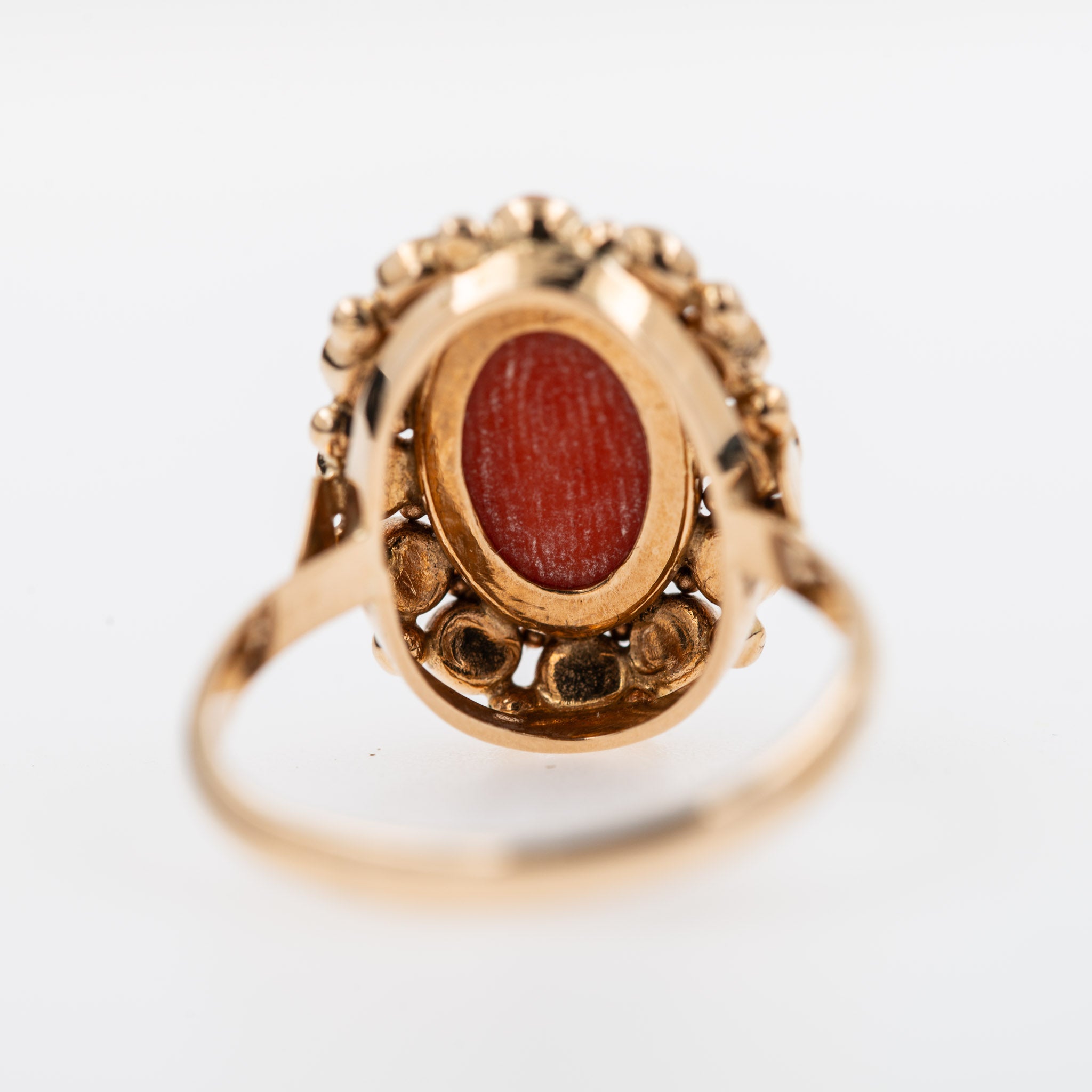 Dutch coral ring in 14K solid gold