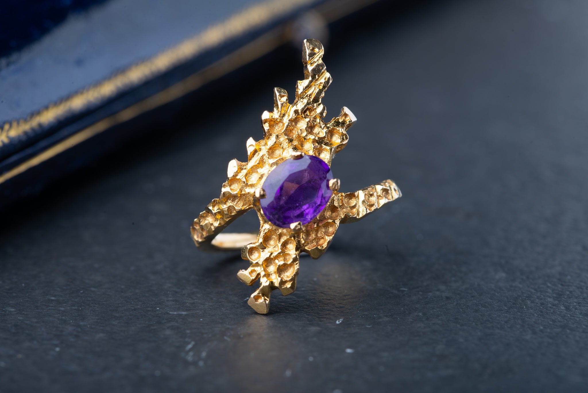 Vintage Assymetric Sapphire Ring - Luxoria Vita