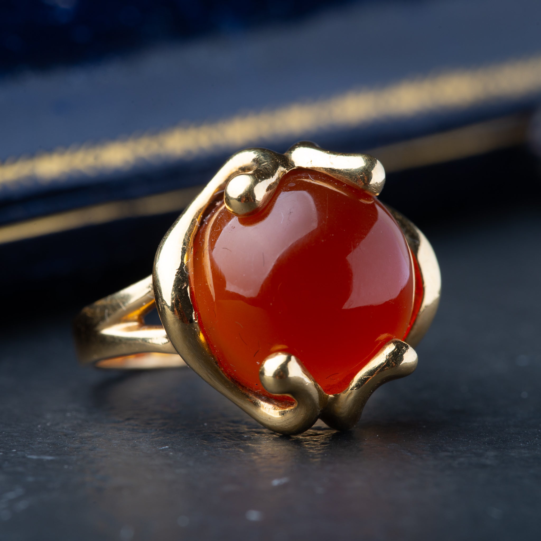1960's Vintage Carnelian Ring - LUXORIA VITA