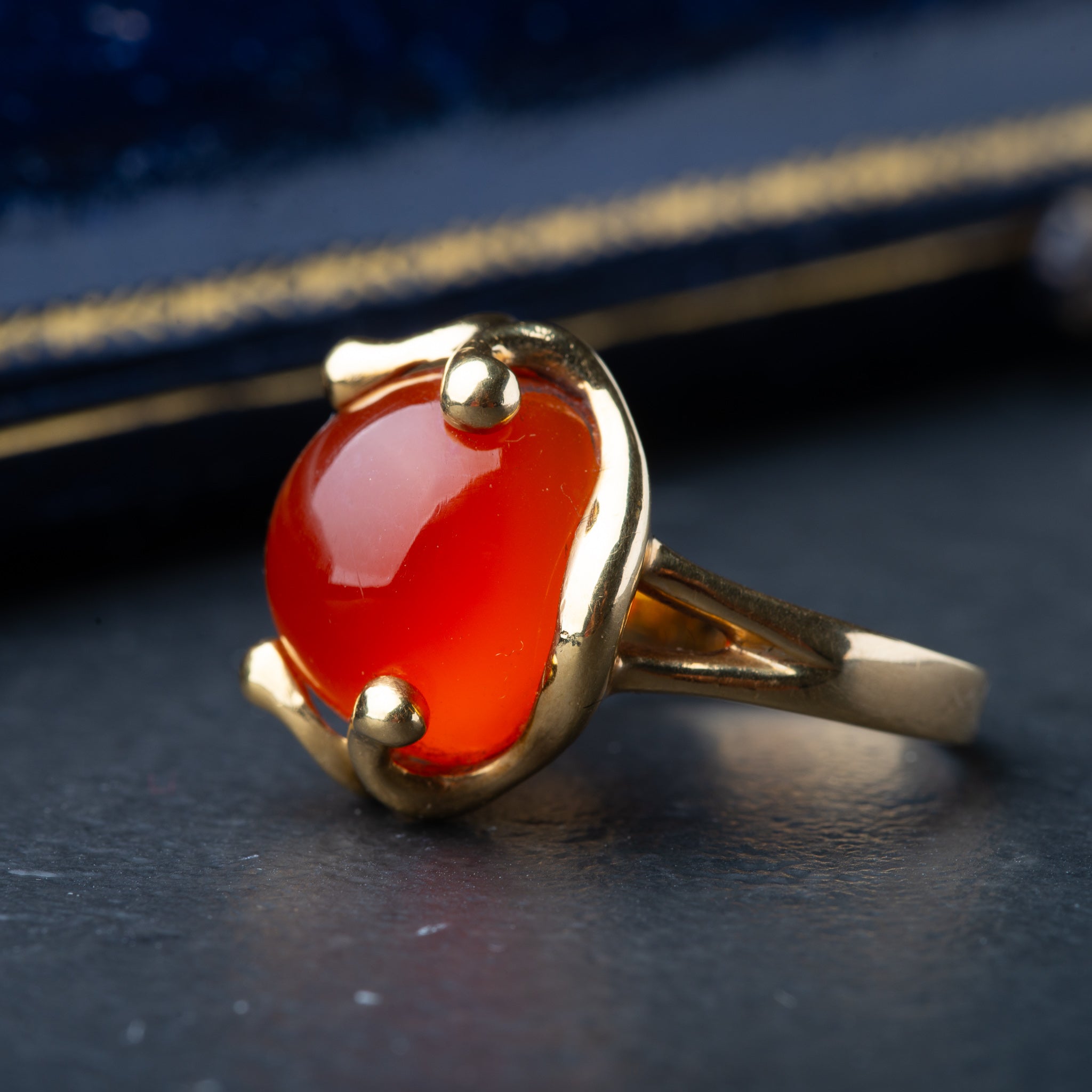 1960's Vintage Carnelian Ring - LUXORIA VITA