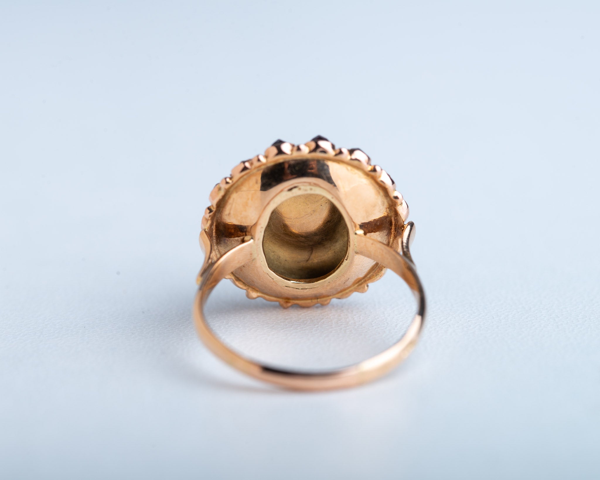 Vintage Dutch Garnet Ring - LUXORIA VITA