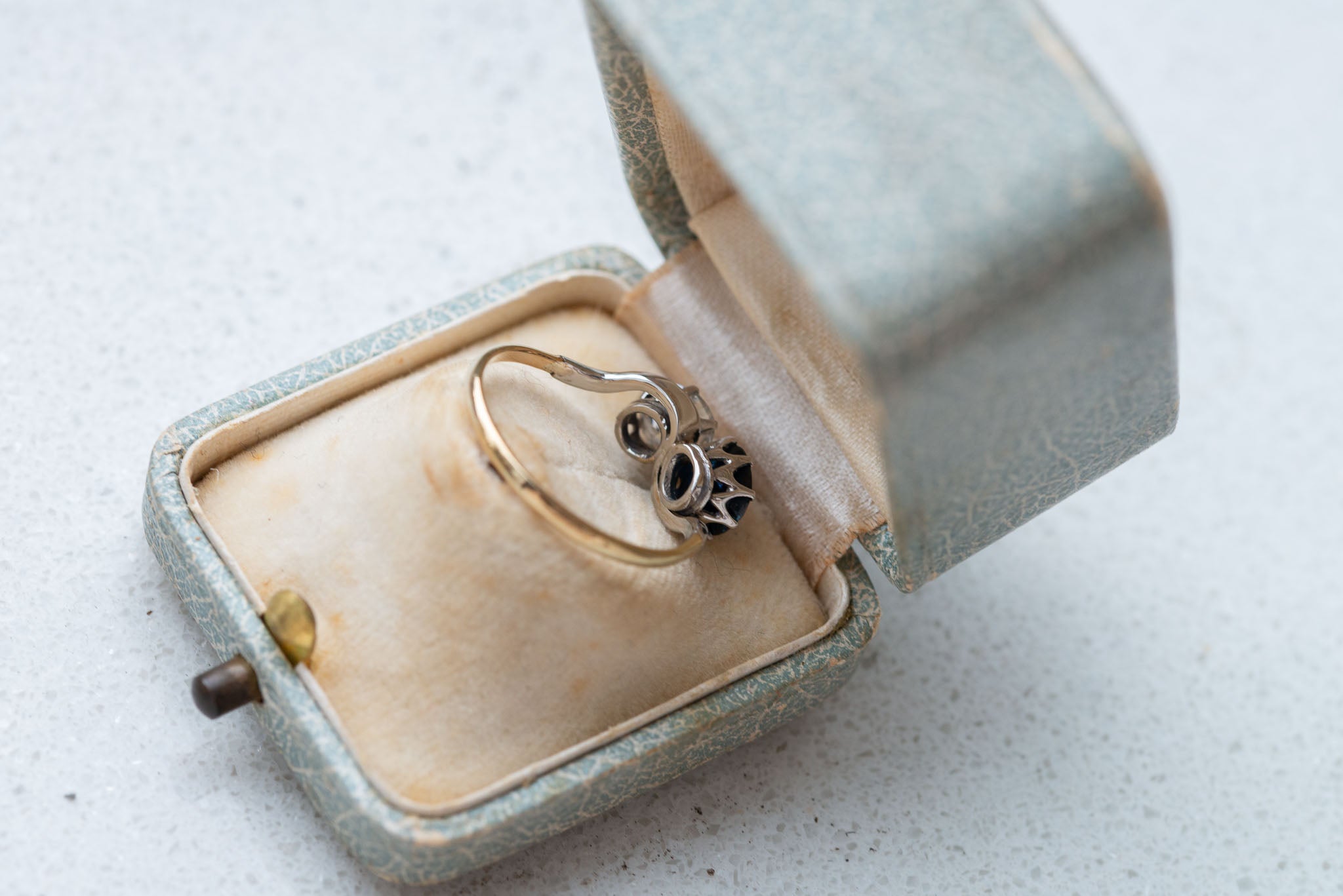 1920's Art Deco Toi Moi Sapphire Diamond Ring