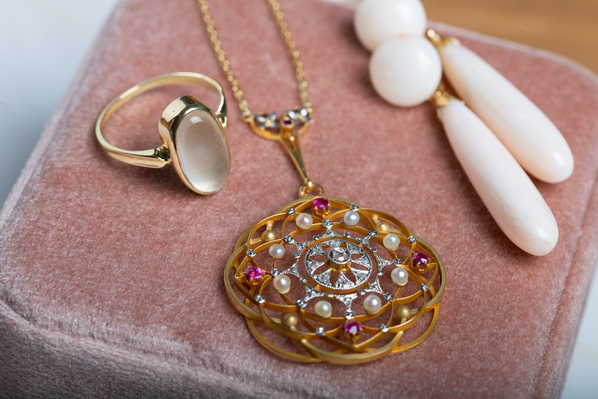 Art Nouveau High Carat Diamond, Ruby and Pearl Necklace - LUXORIA VITA