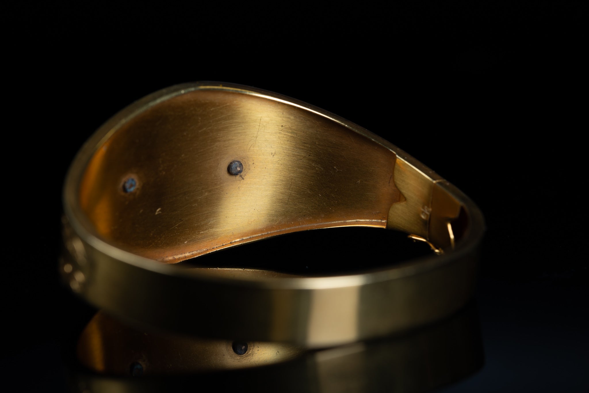 Vintage Coral Bracelet - LUXORIA VITA