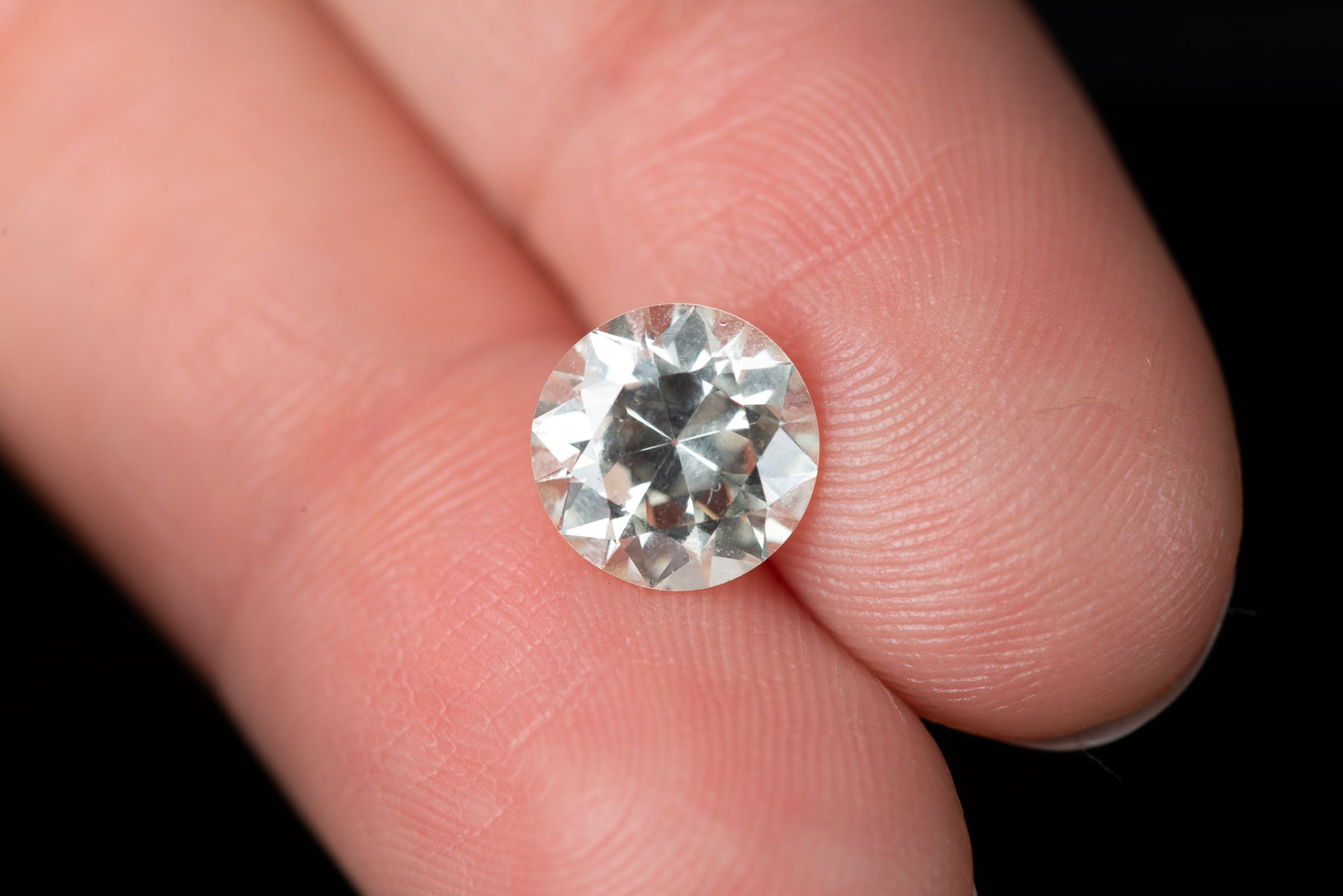 2.03 carat loose diamond - LUXORIA VITA