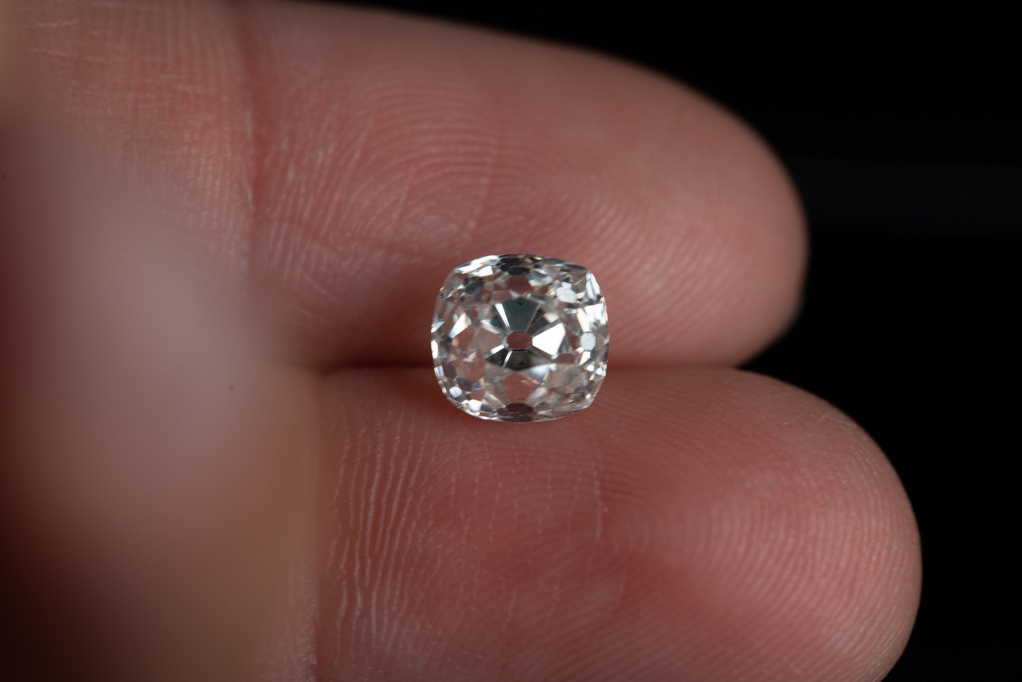 1.93 carat loose diamond - LUXORIA VITA