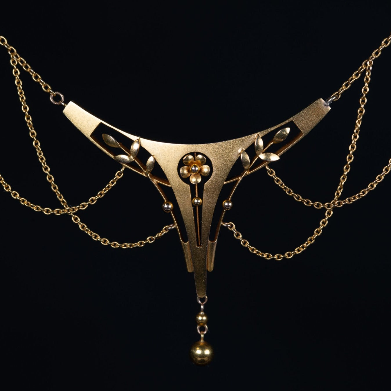 Art Nouveau Floral Lavalier Necklace - LUXORIA VITA