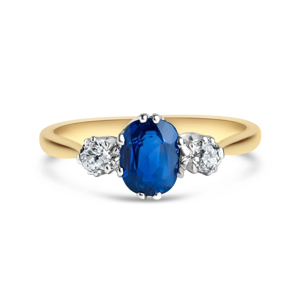 Vintage Cornflower Blue Sapphire Diamond Ring - LUXORIA VITA