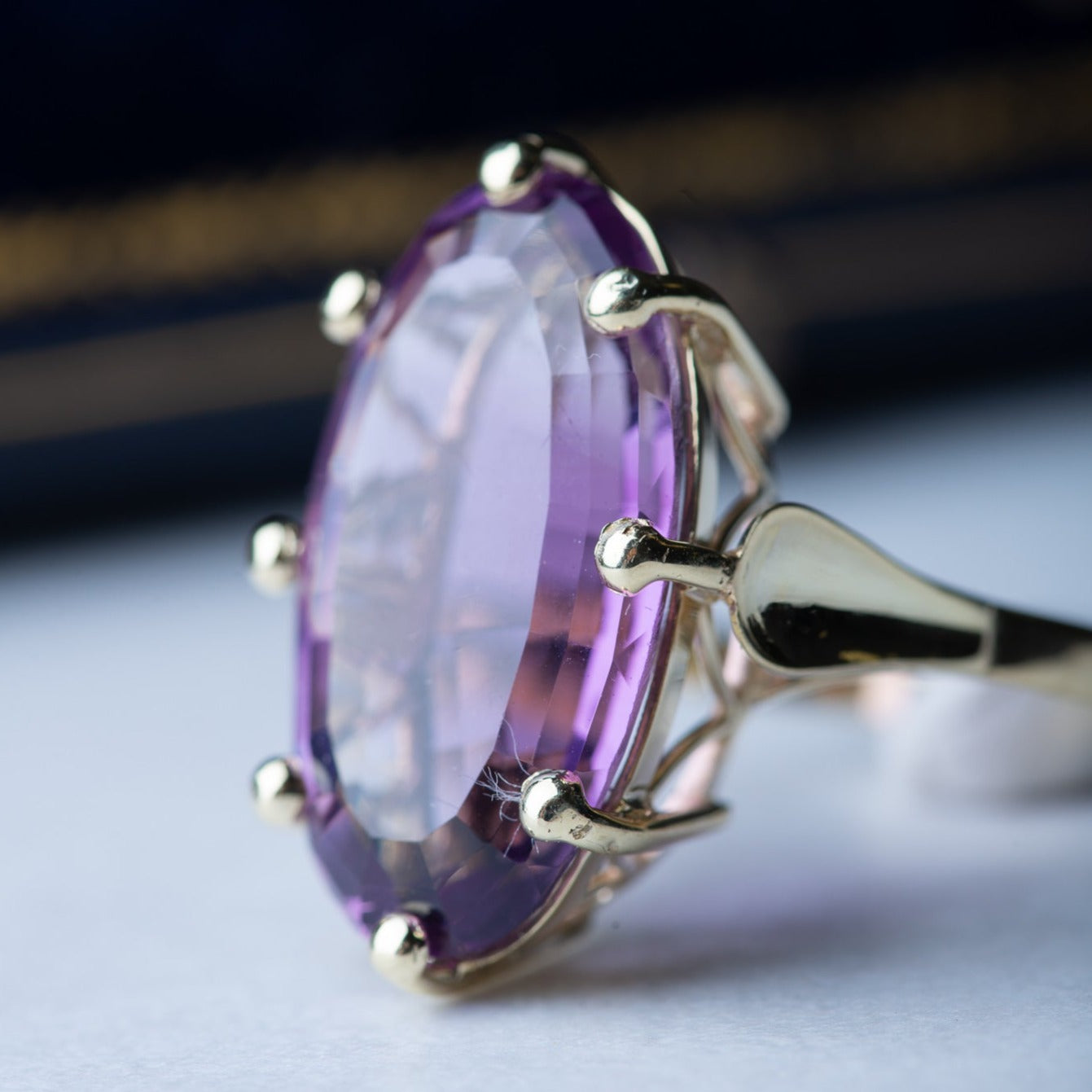 Vintage Amethyst Ring - Luxoria Vita