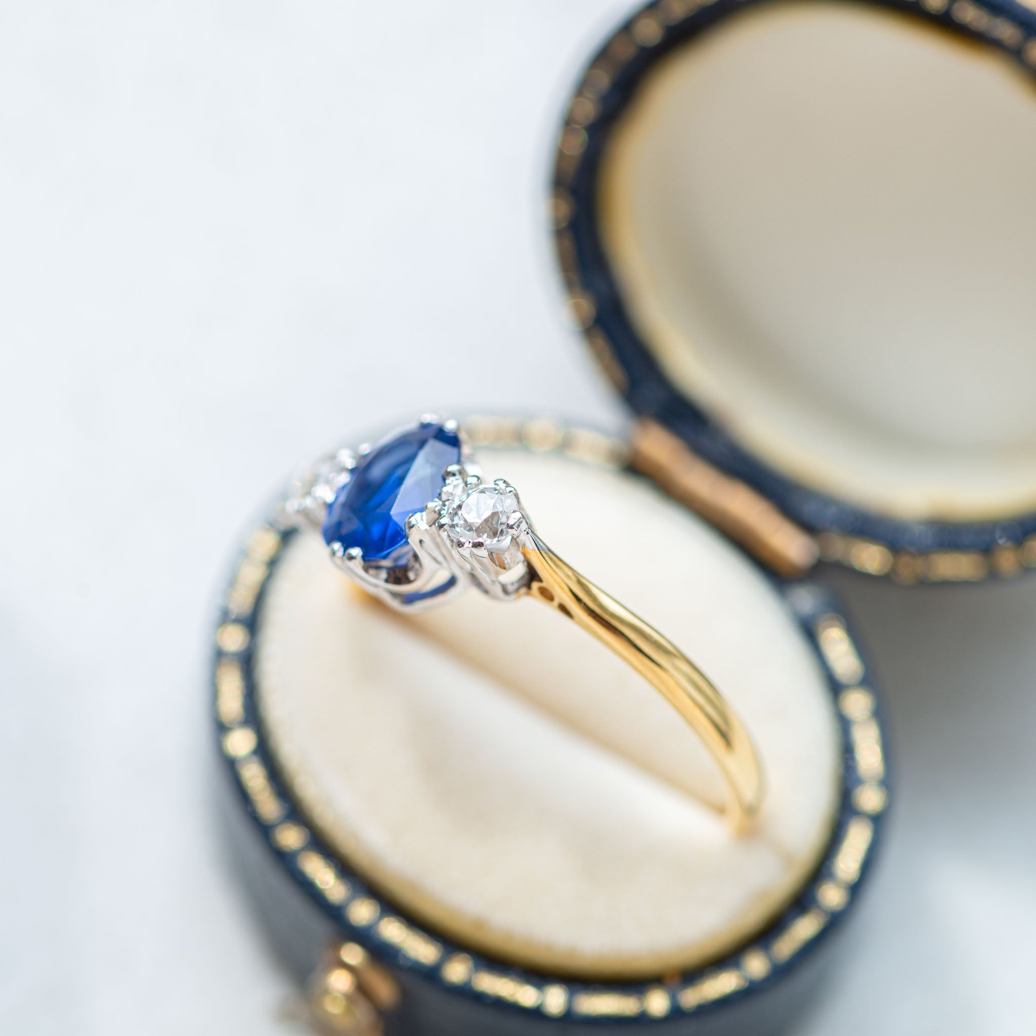 Vintage Cornflower Blue Sapphire Diamond Ring