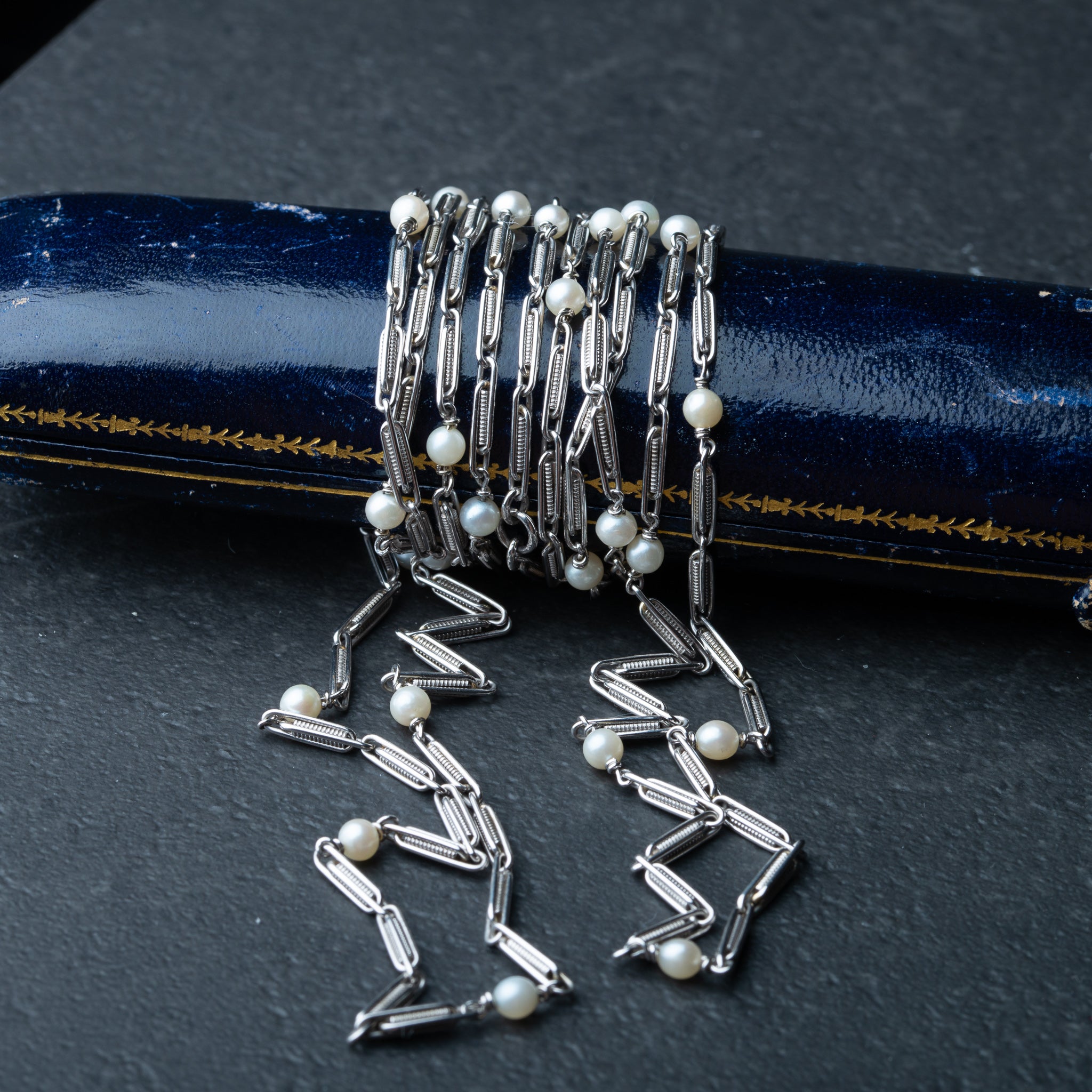 Art Deco Long Sautoire Chain - LUXORIA VITA