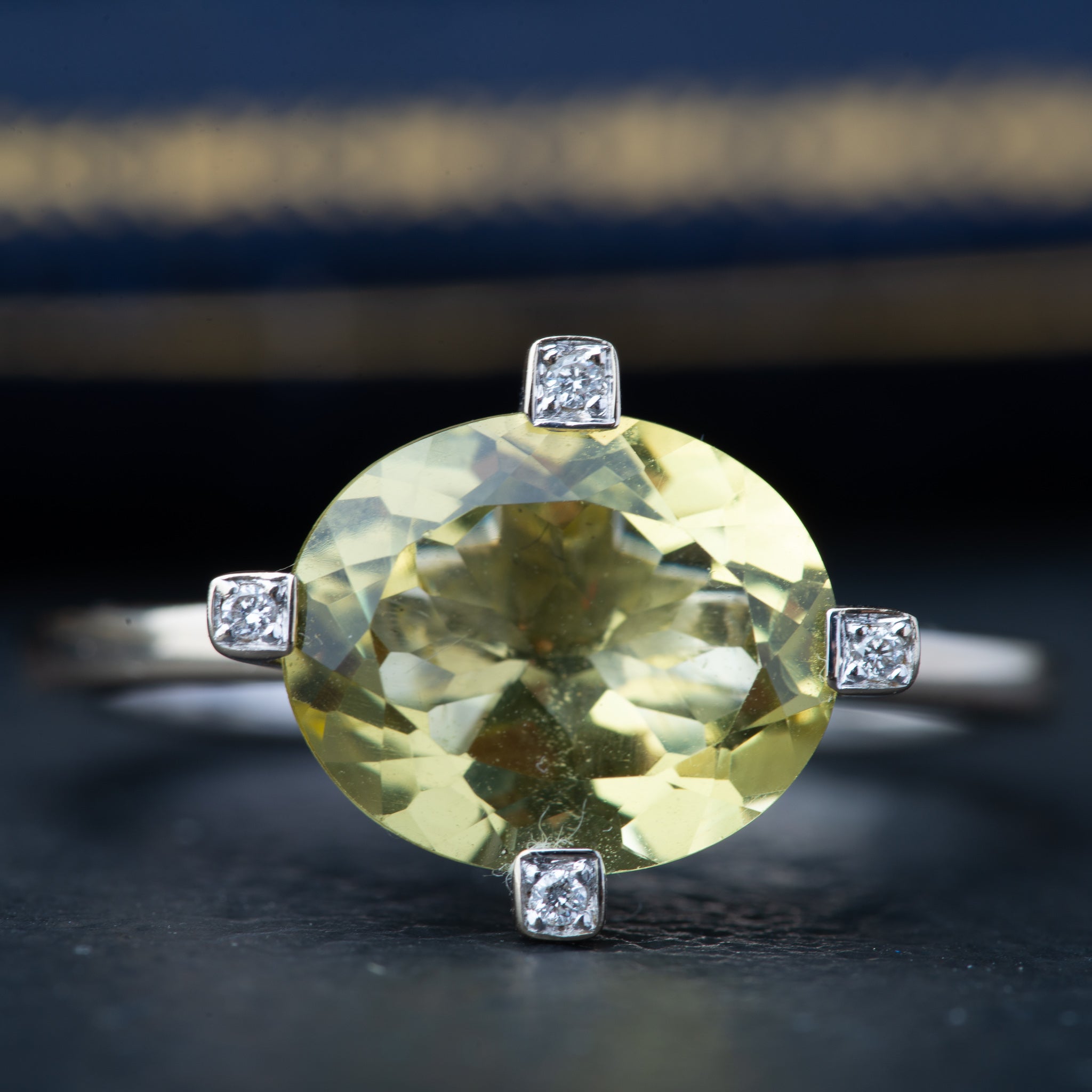 Modern Lemon Quartz Ring - Luxoria Vita