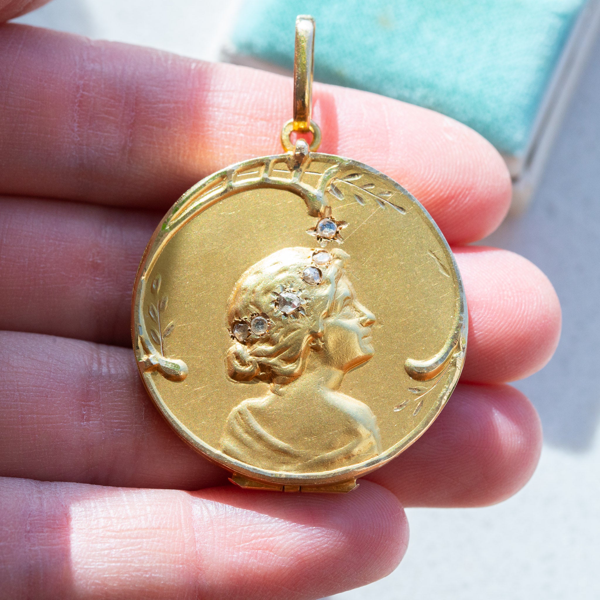 Art Nouveau High Carat Lady Locket