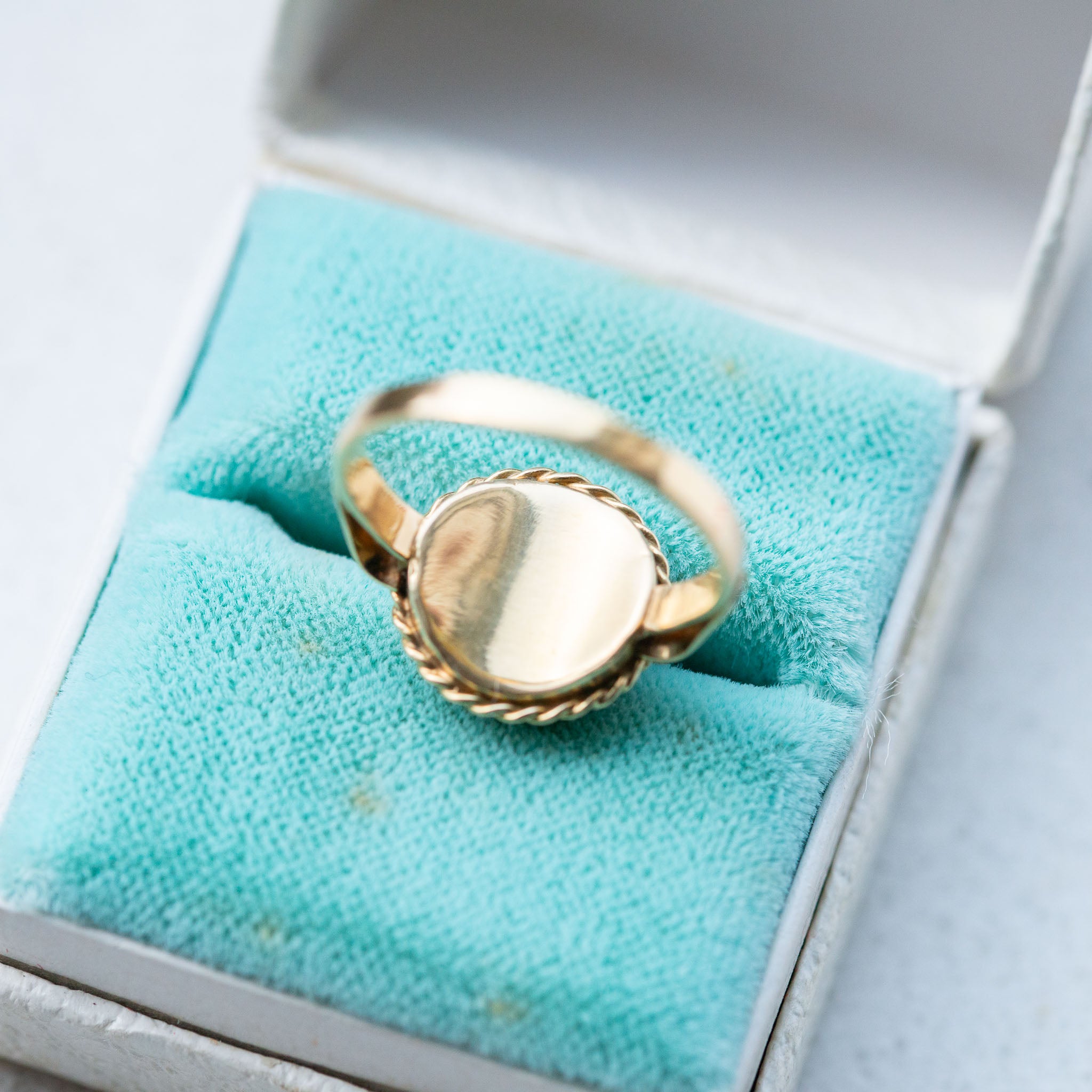 Colosseum Micromosaic Ring - Antique Castle Rings