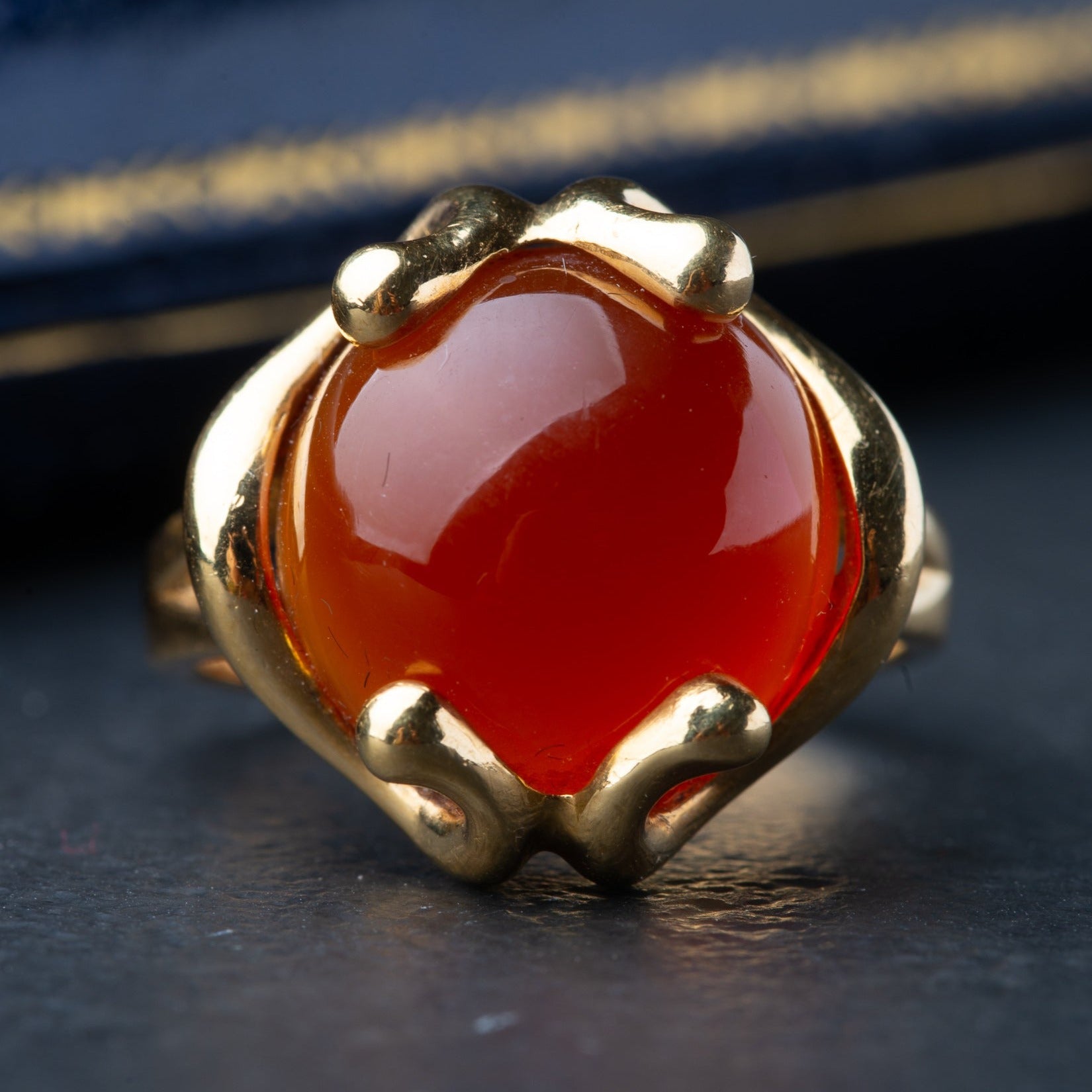 Vintage Carnelian Ring - Luxoria Vita