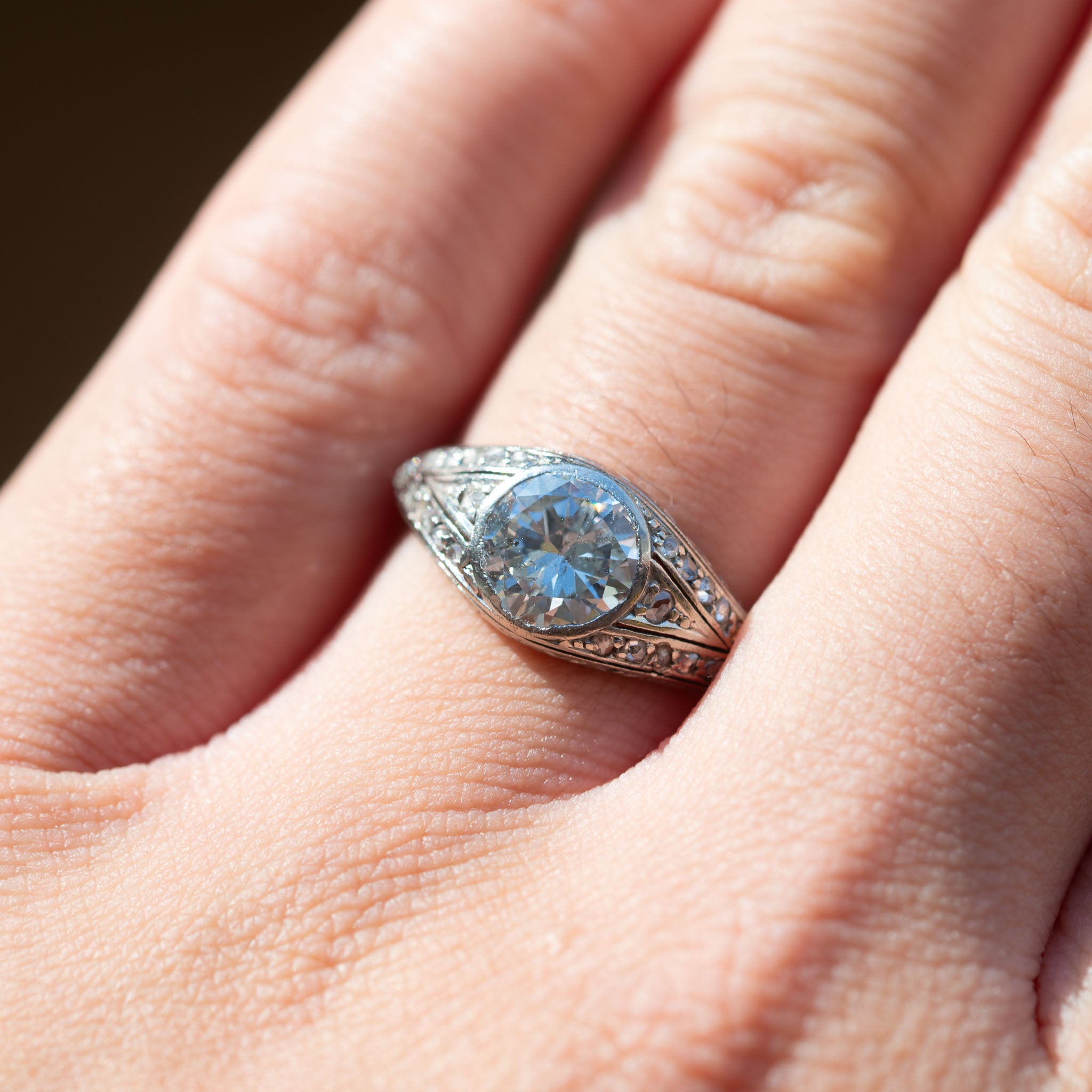Art Deco 1.80ct Solitaire Diamond Ring - LUXORIA VITA