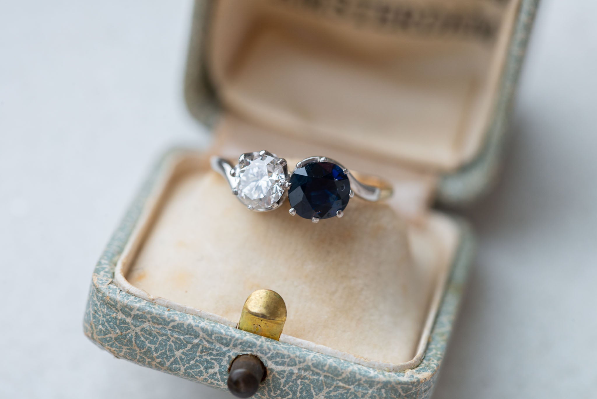 1920's Art Deco Toi Moi Sapphire Diamond Ring